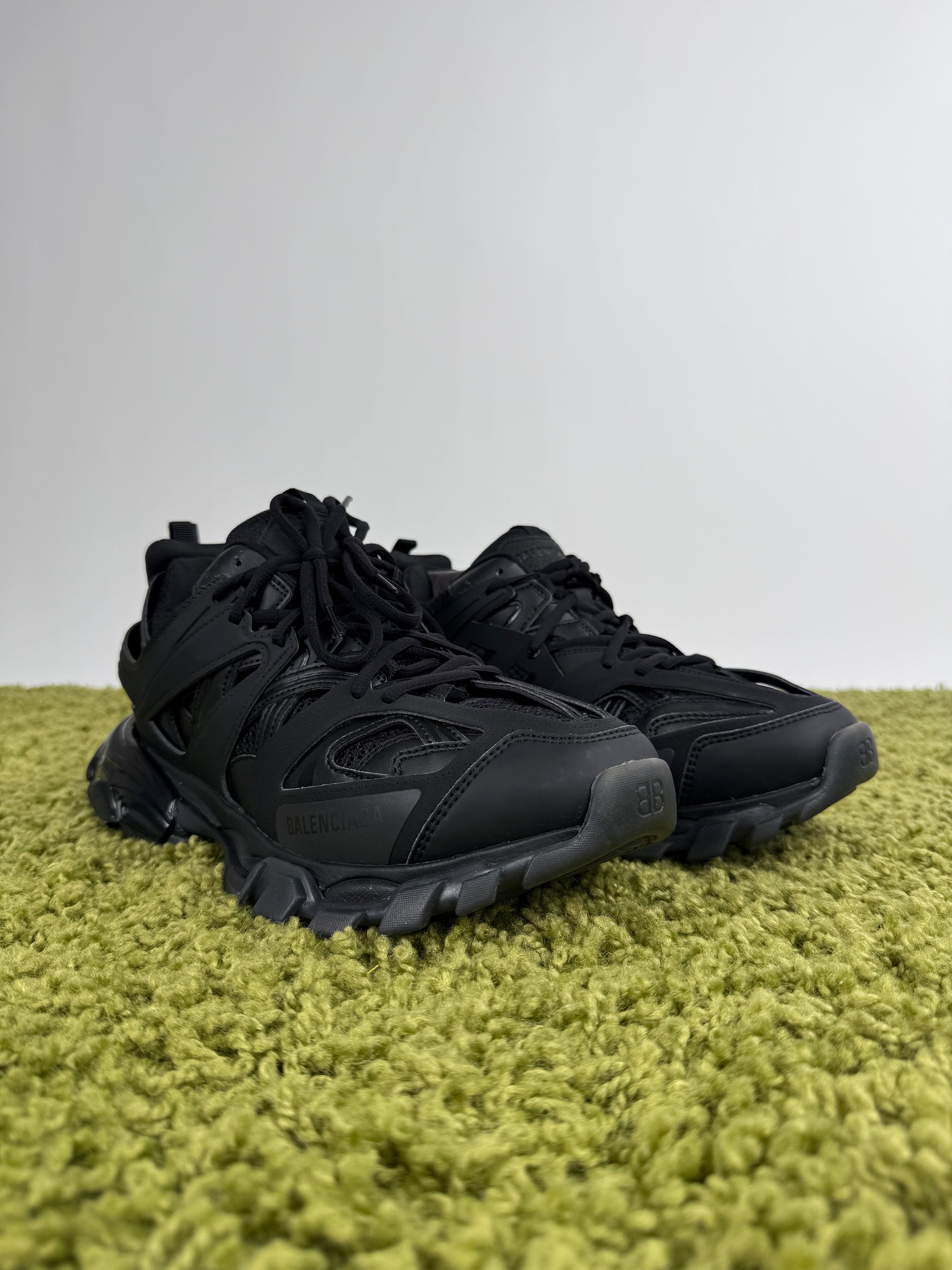 Balenciaga Track Nera 42