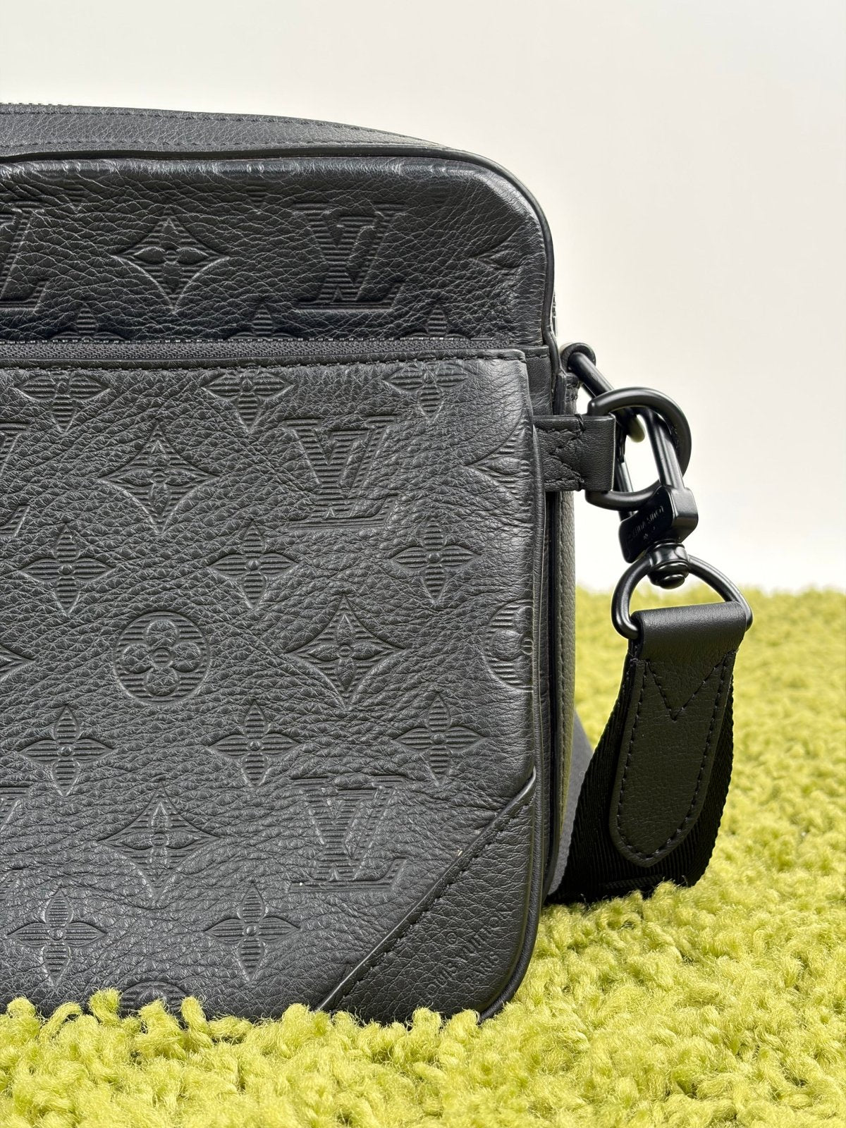 Tracolla Louis Vuitton Messenger Trio Nera - Second Hand Di Fiore