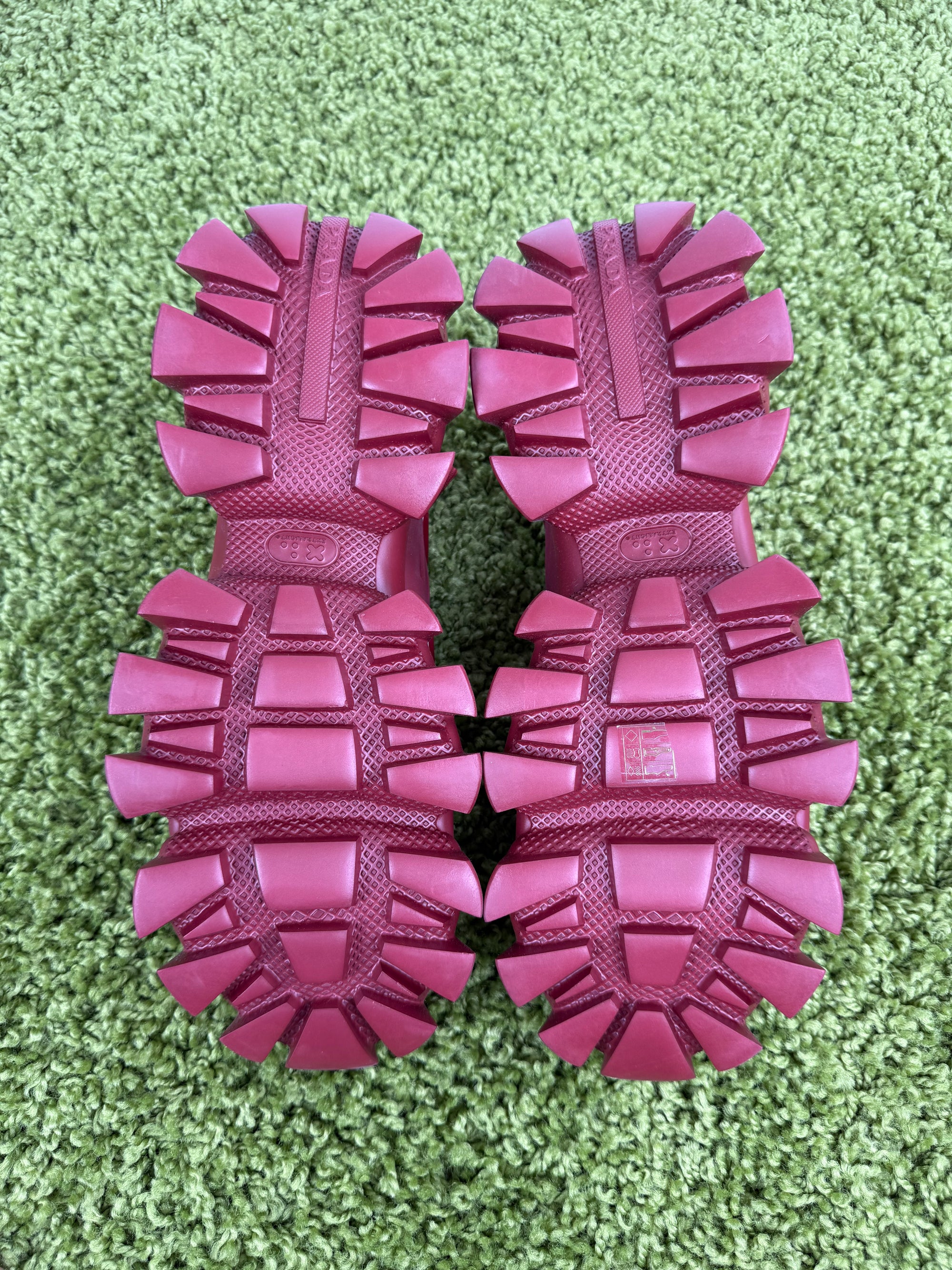 Prada Cloudbust thunder 45