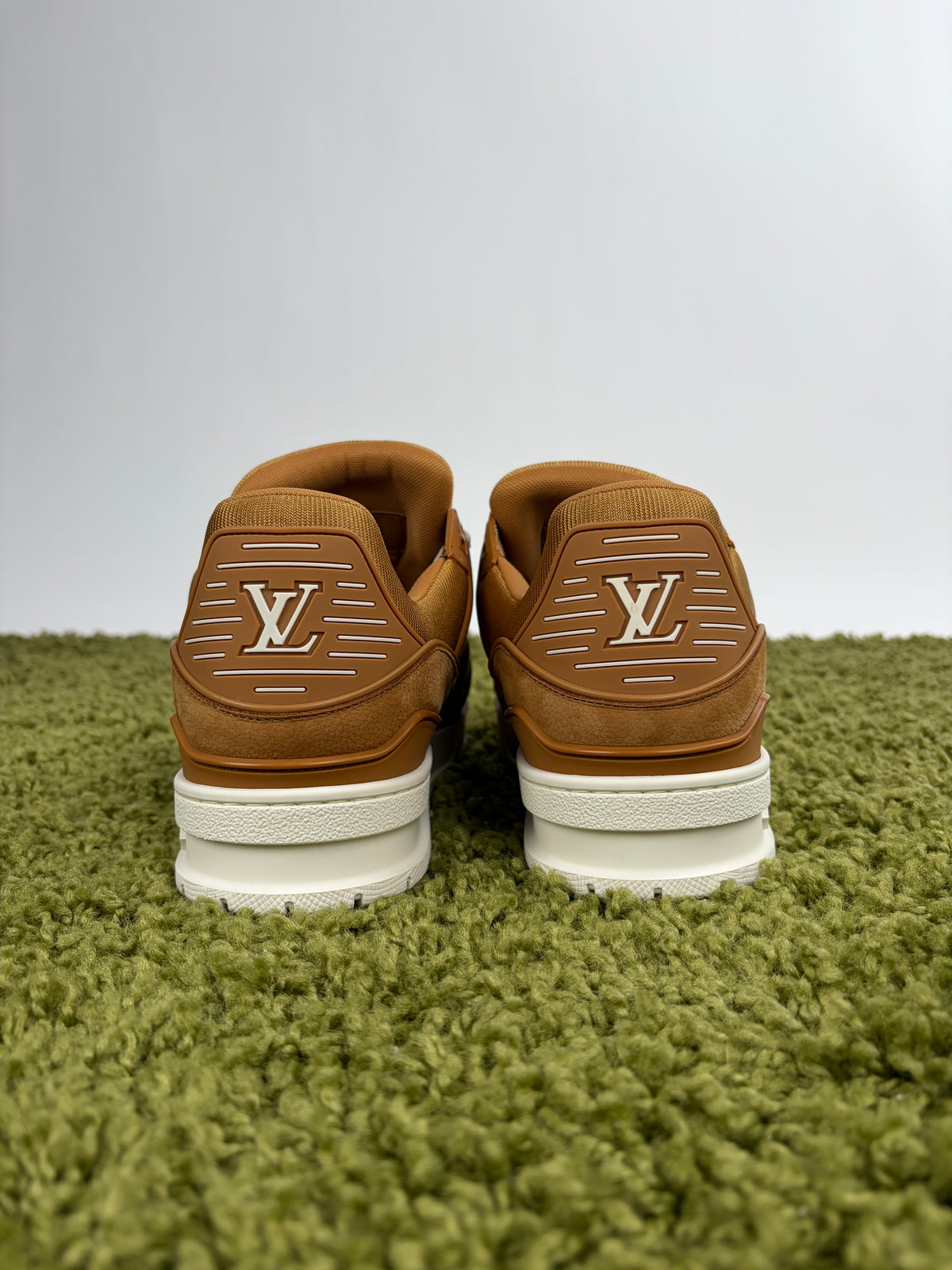 Louis Vuitton Trainer Beige 7
