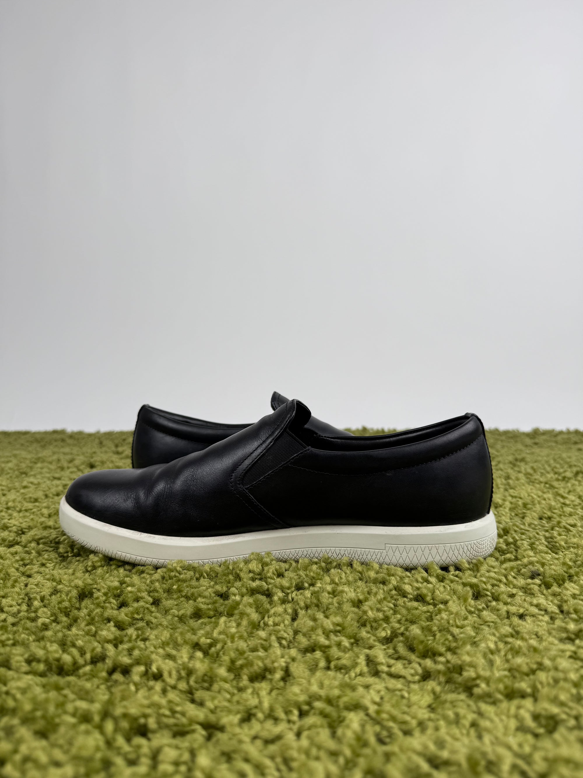 Prada Low Sneaker Nere 9