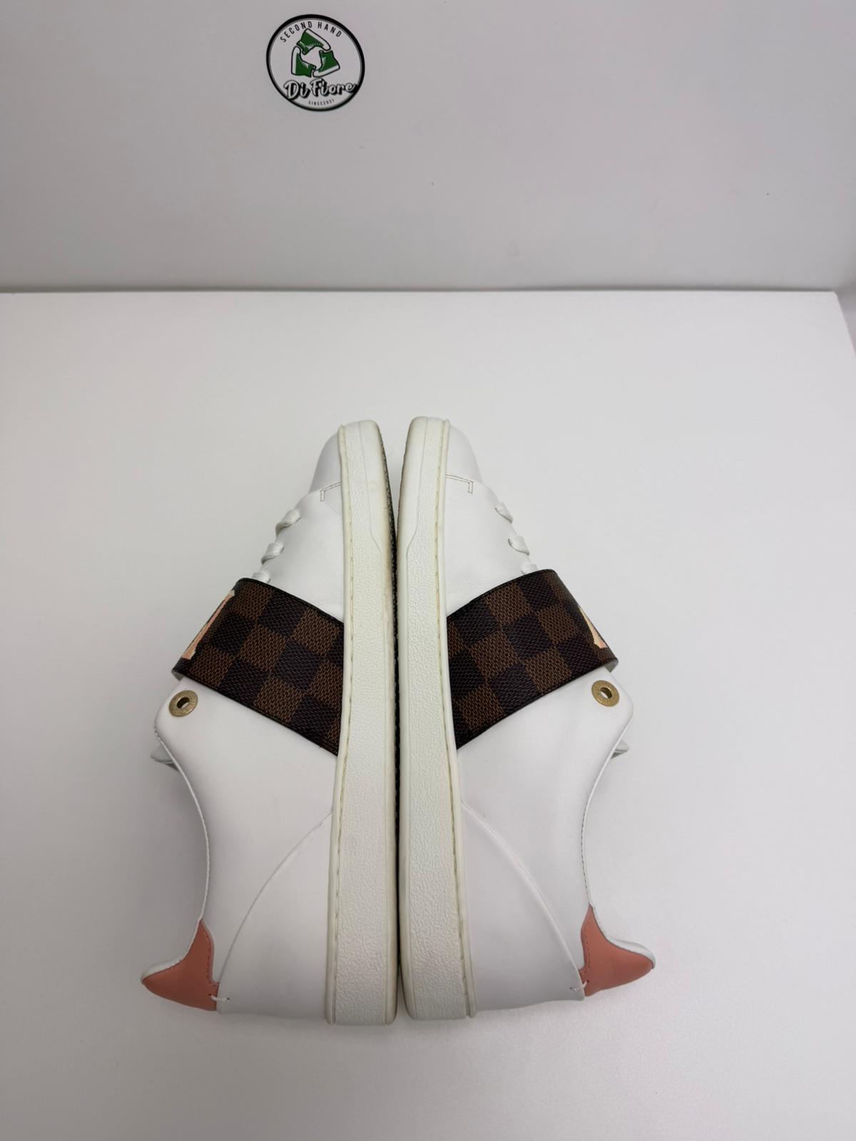 Louis Vuitton trainer size 40 bianca e marrone