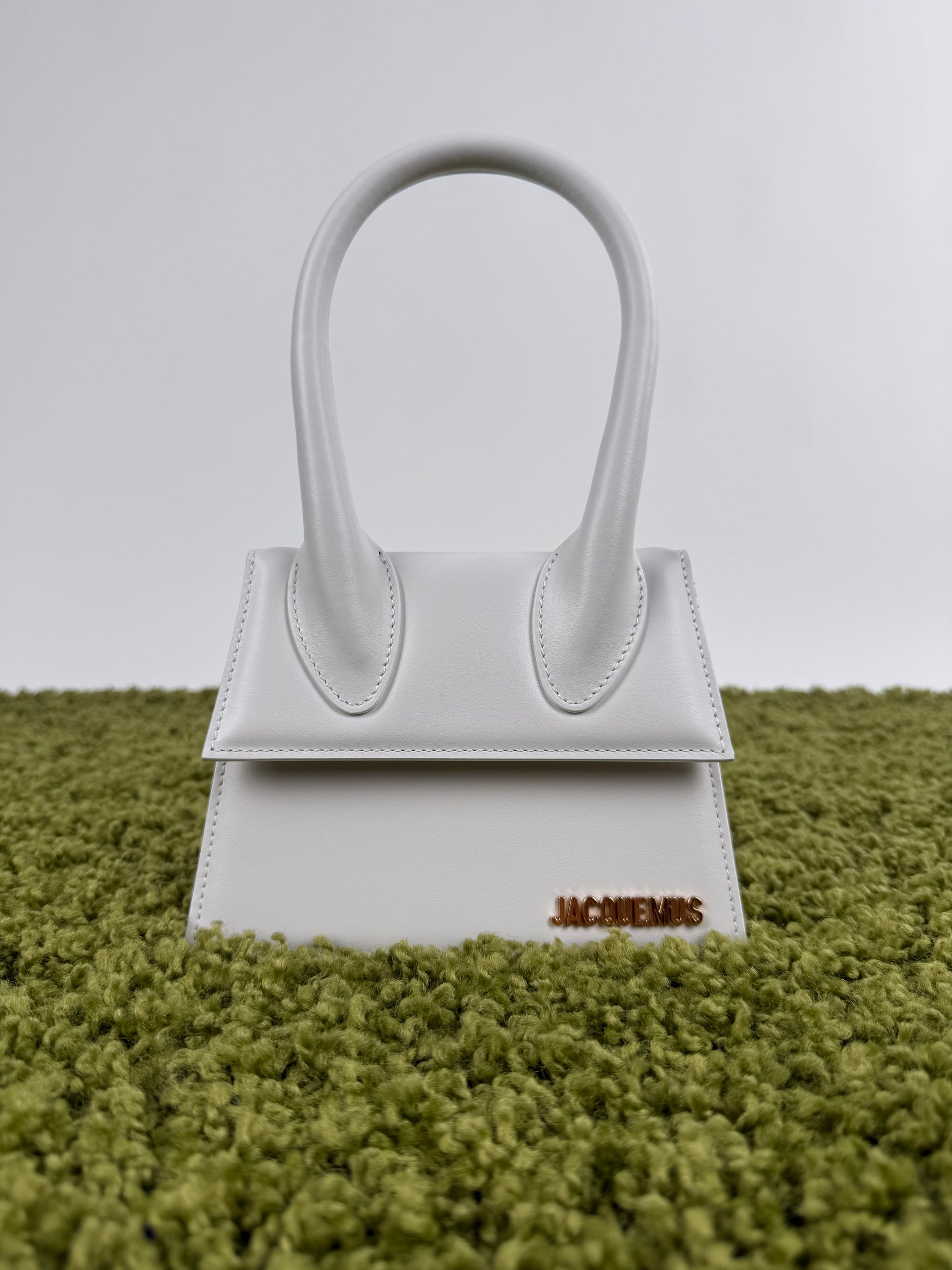 Jacquemus Il Chiquito Medio Bianca