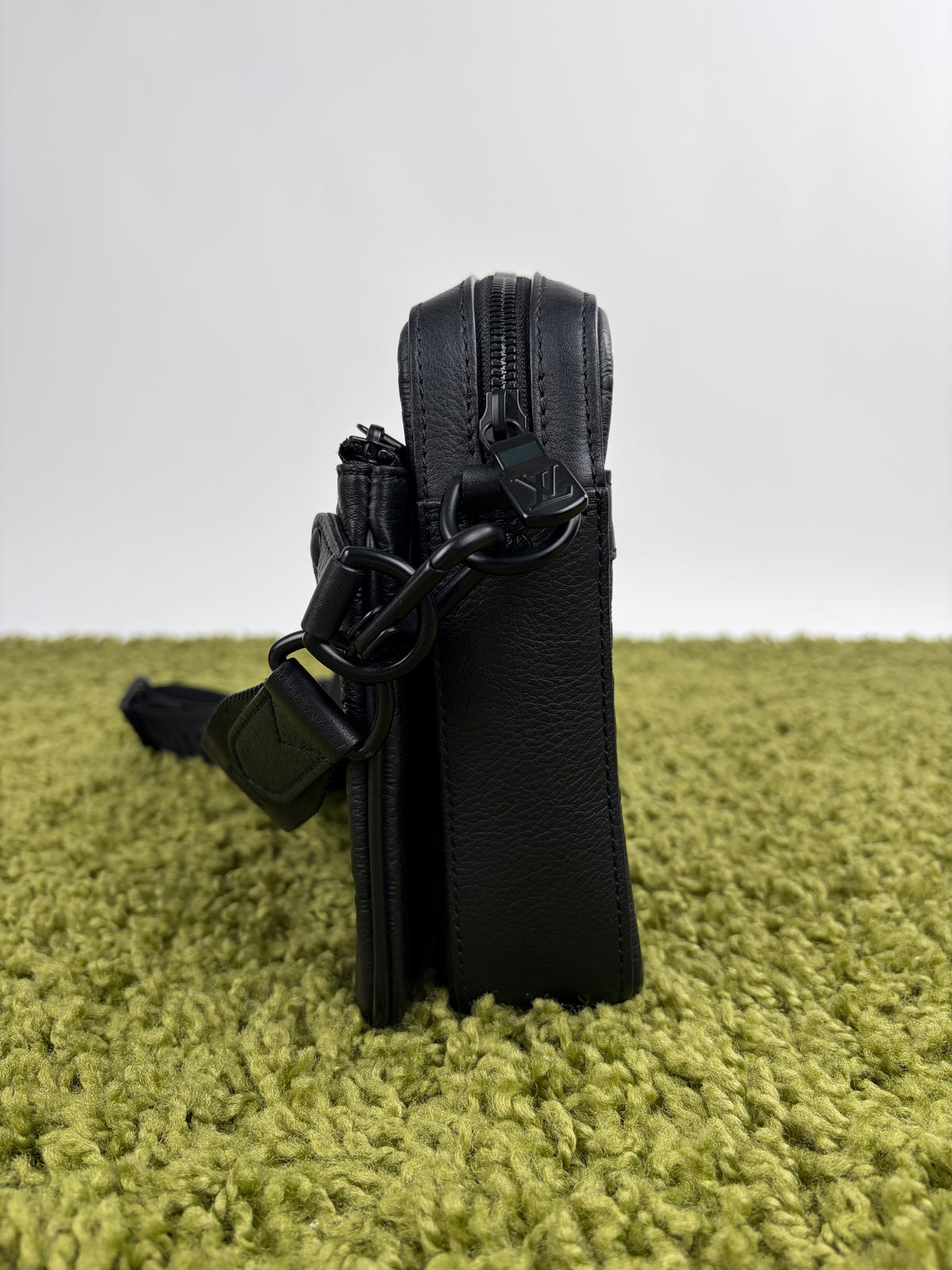 Borsa Louis Vuitton Messenger Trio Nera