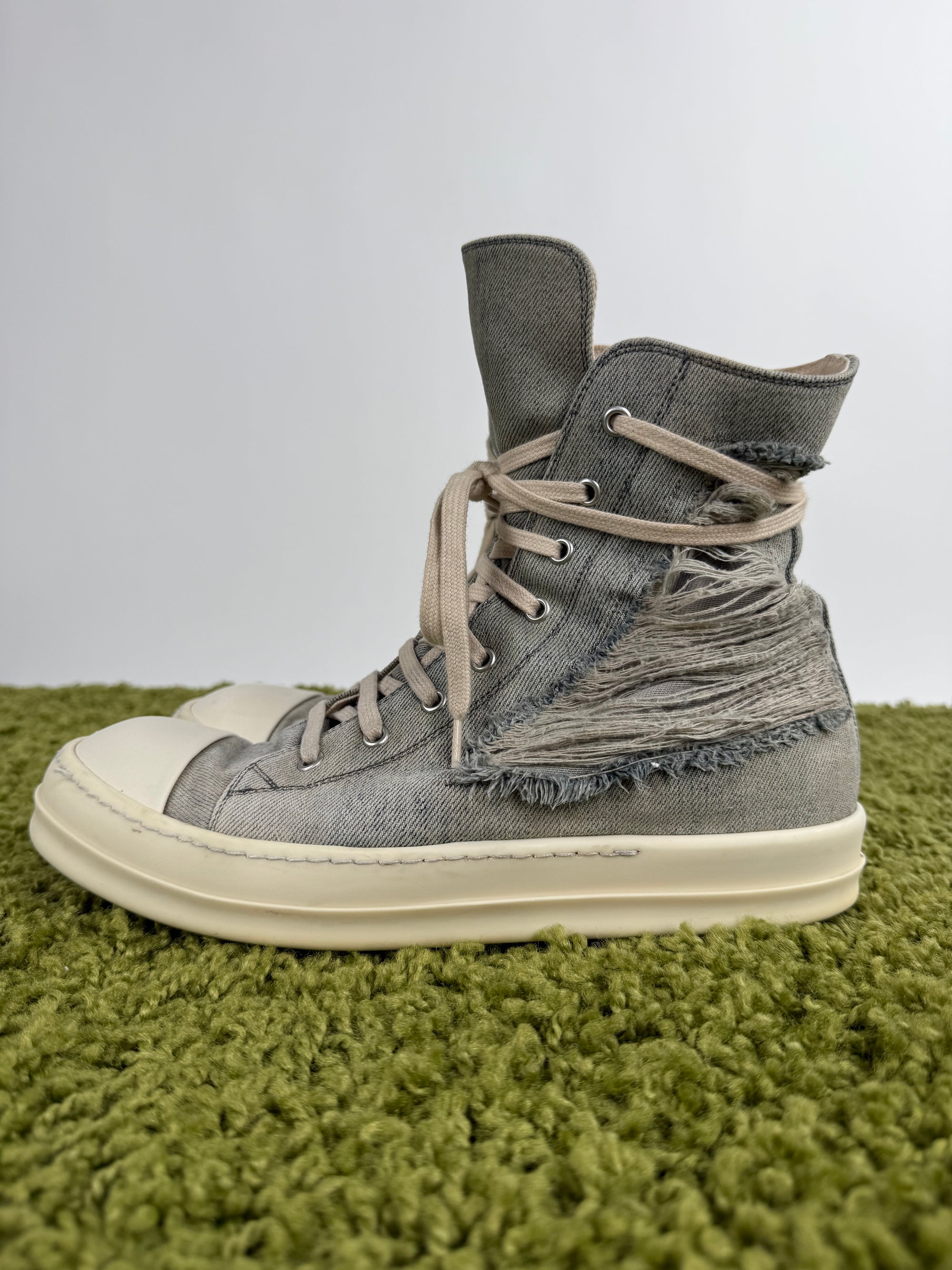 Rick Owens High Top Distressed In denim 42