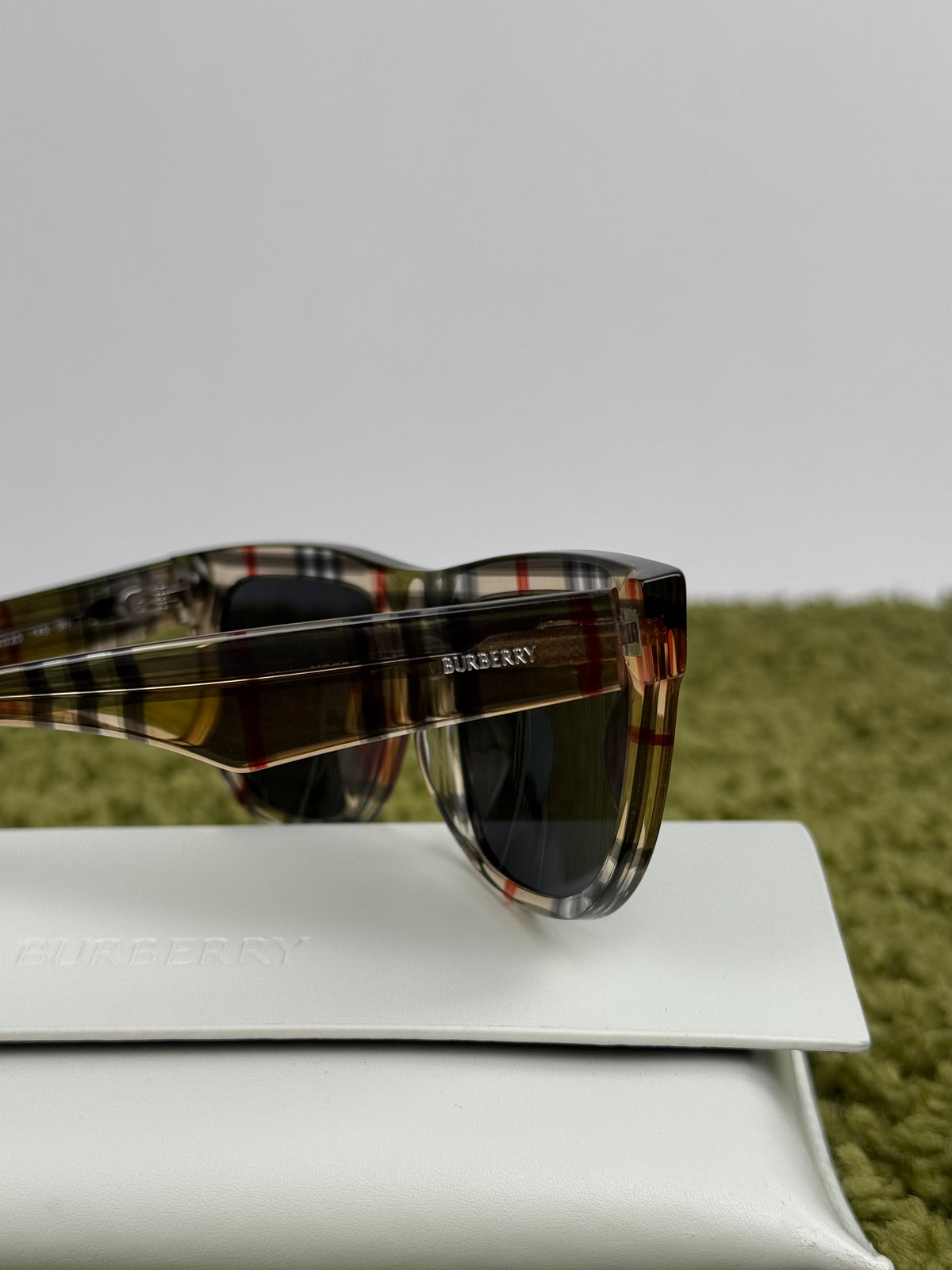 Occhiali da sole Burberry Beige