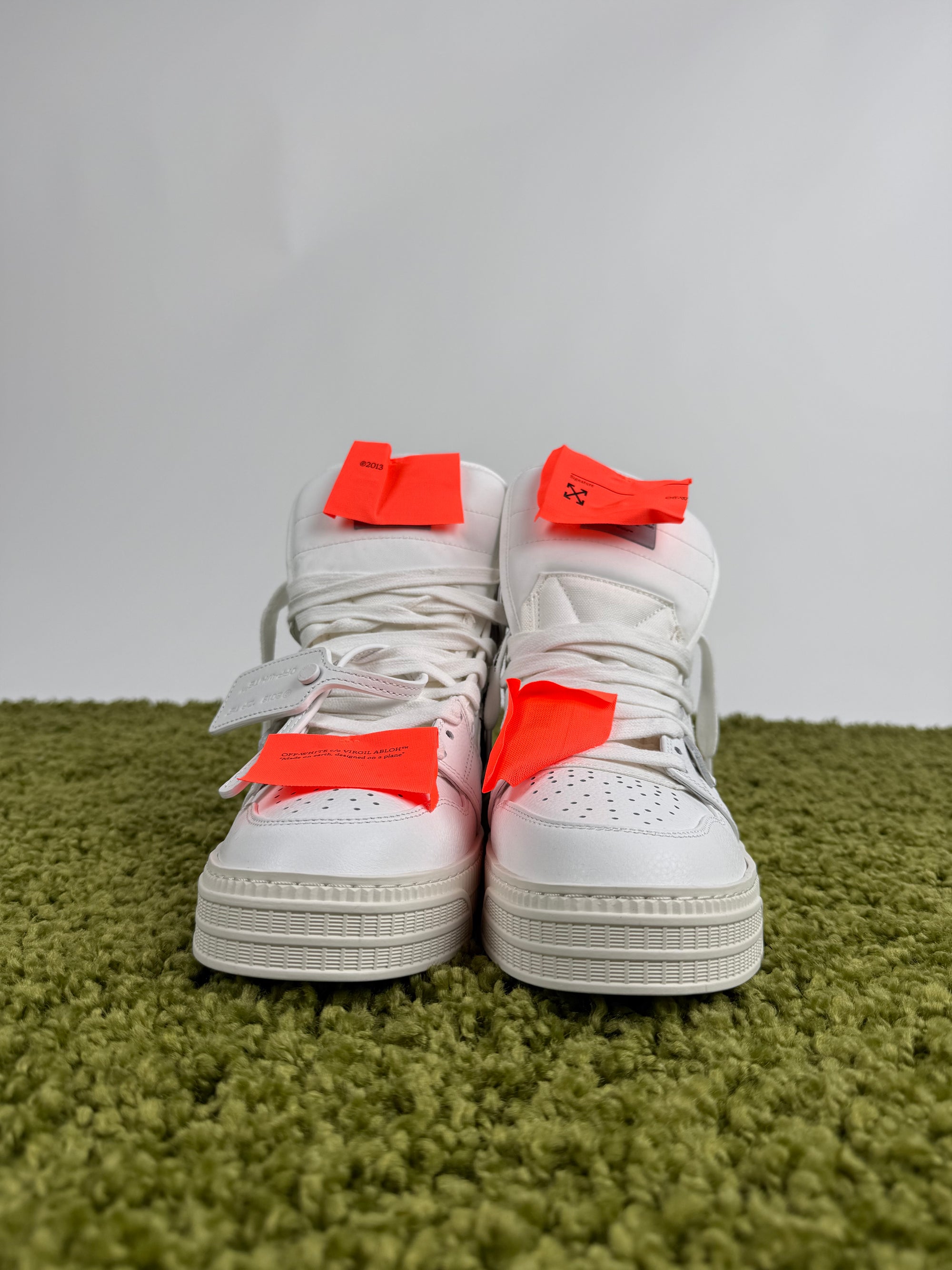 Off White Sneaker 43