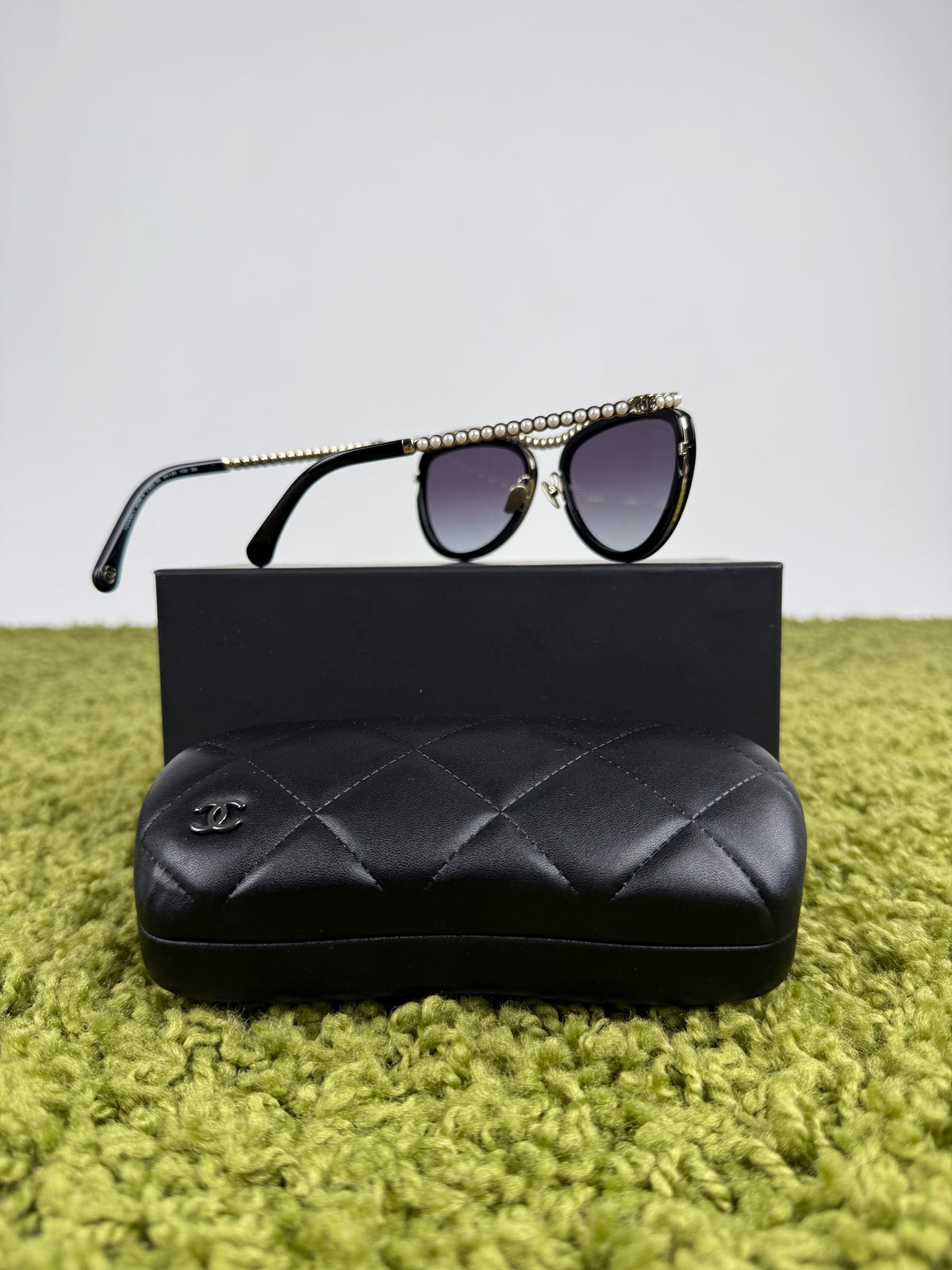 Occhiali da sole Cat-eye Chanel Nero