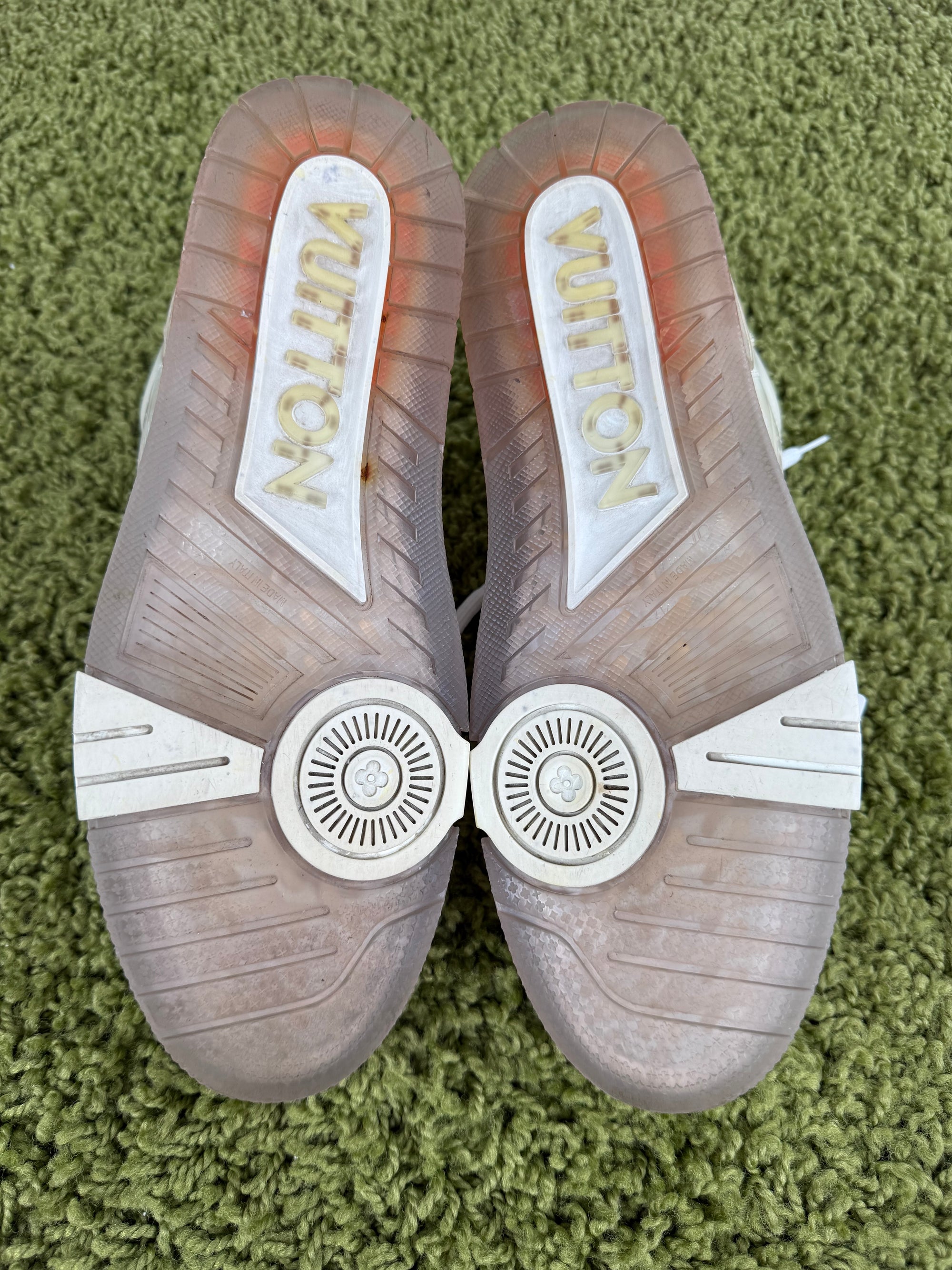 Louis Vuitton Trainer Trasparente con strappo 10