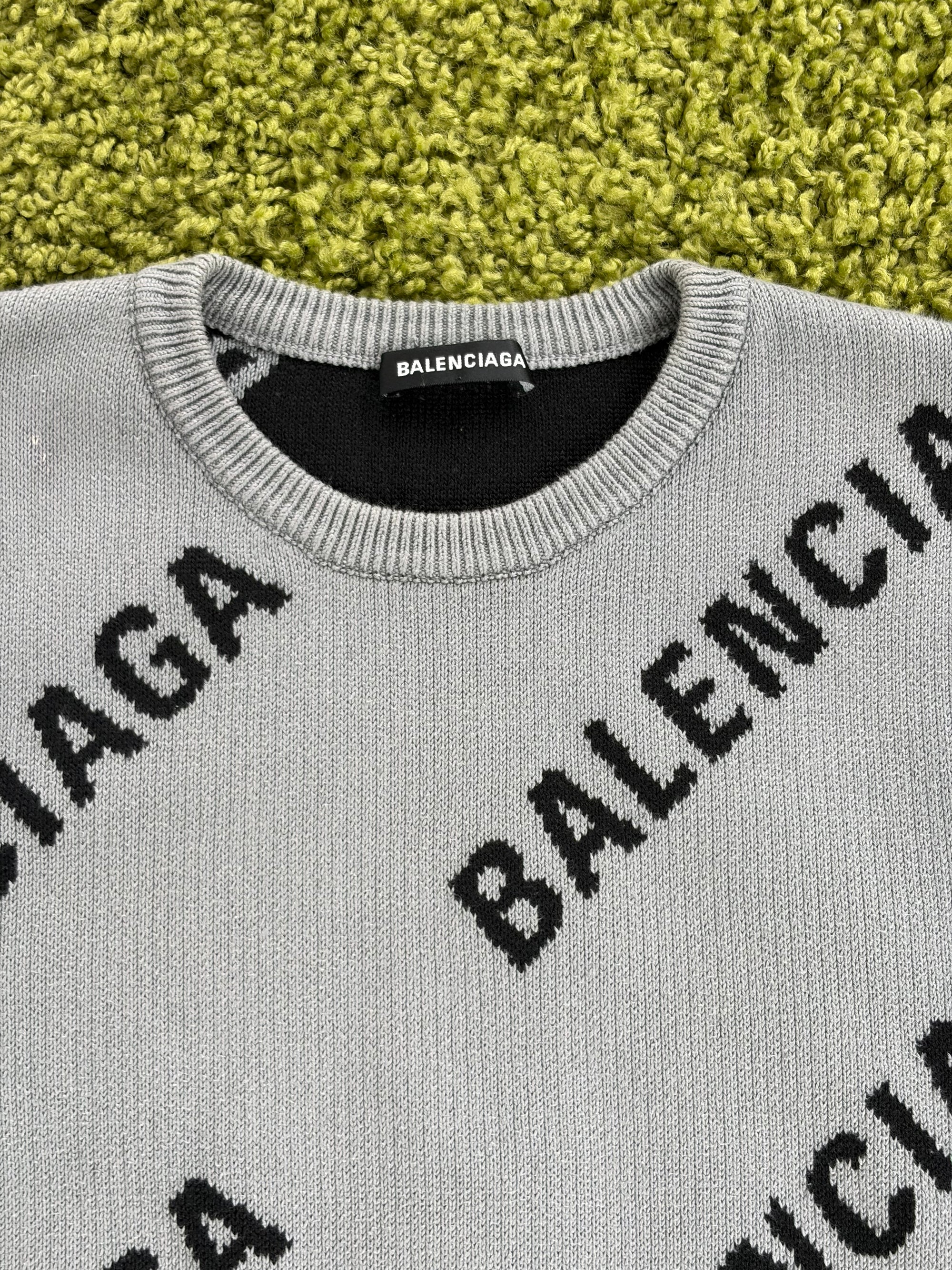 Maglione Balenciaga Size L veste XL grigio e nero