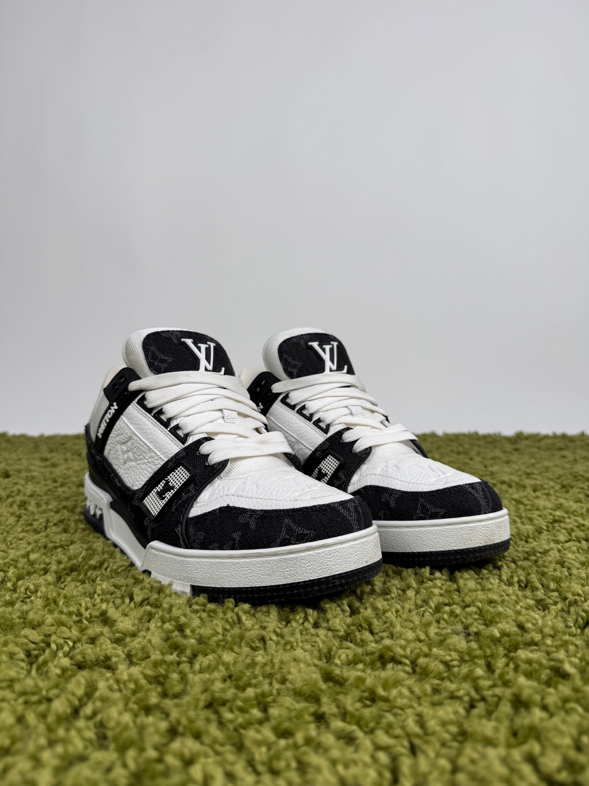 Louis Vuitton trainer Nera 6.5