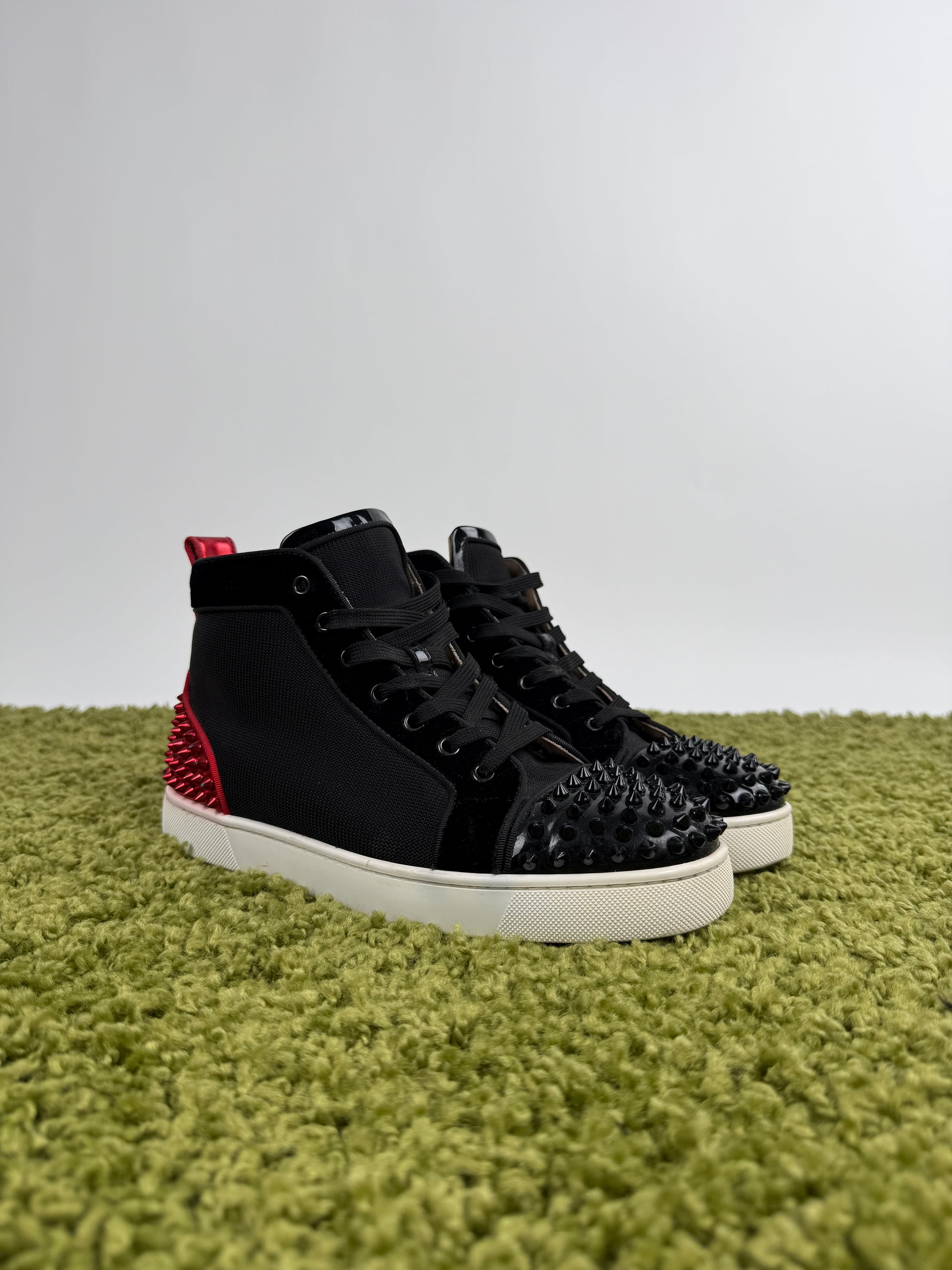 Christian Louboutin Spikes 42