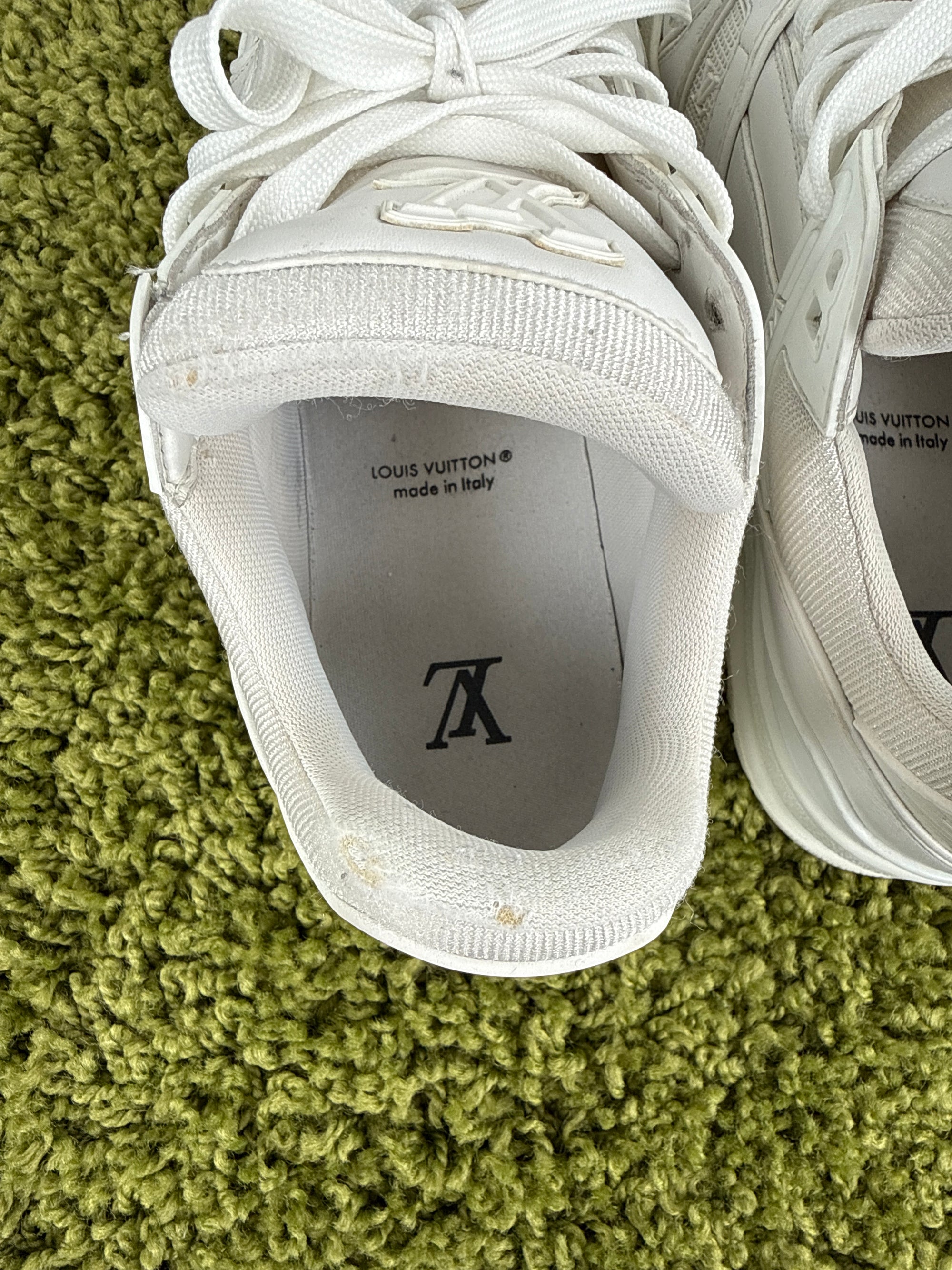 Louis Vuitton Trainer 41 veste 42
