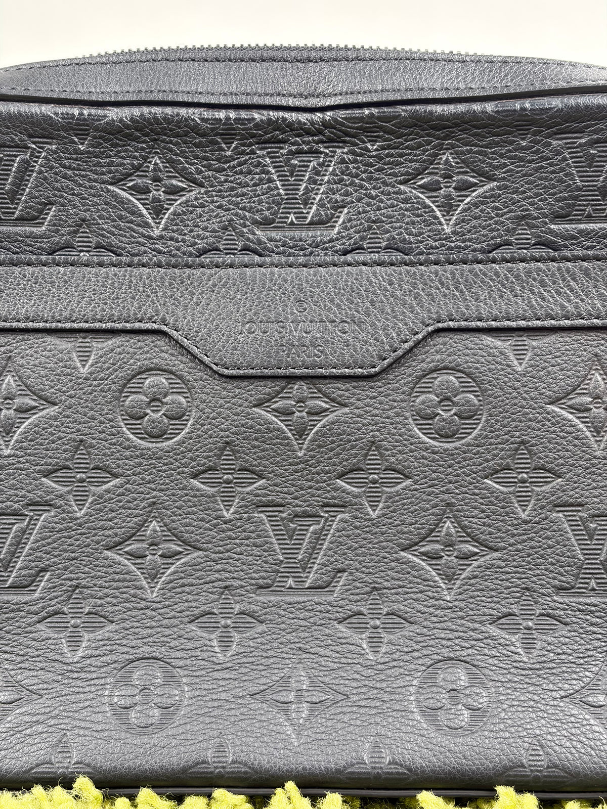 Borsa Louis Vuitton Messenger Trio Nera