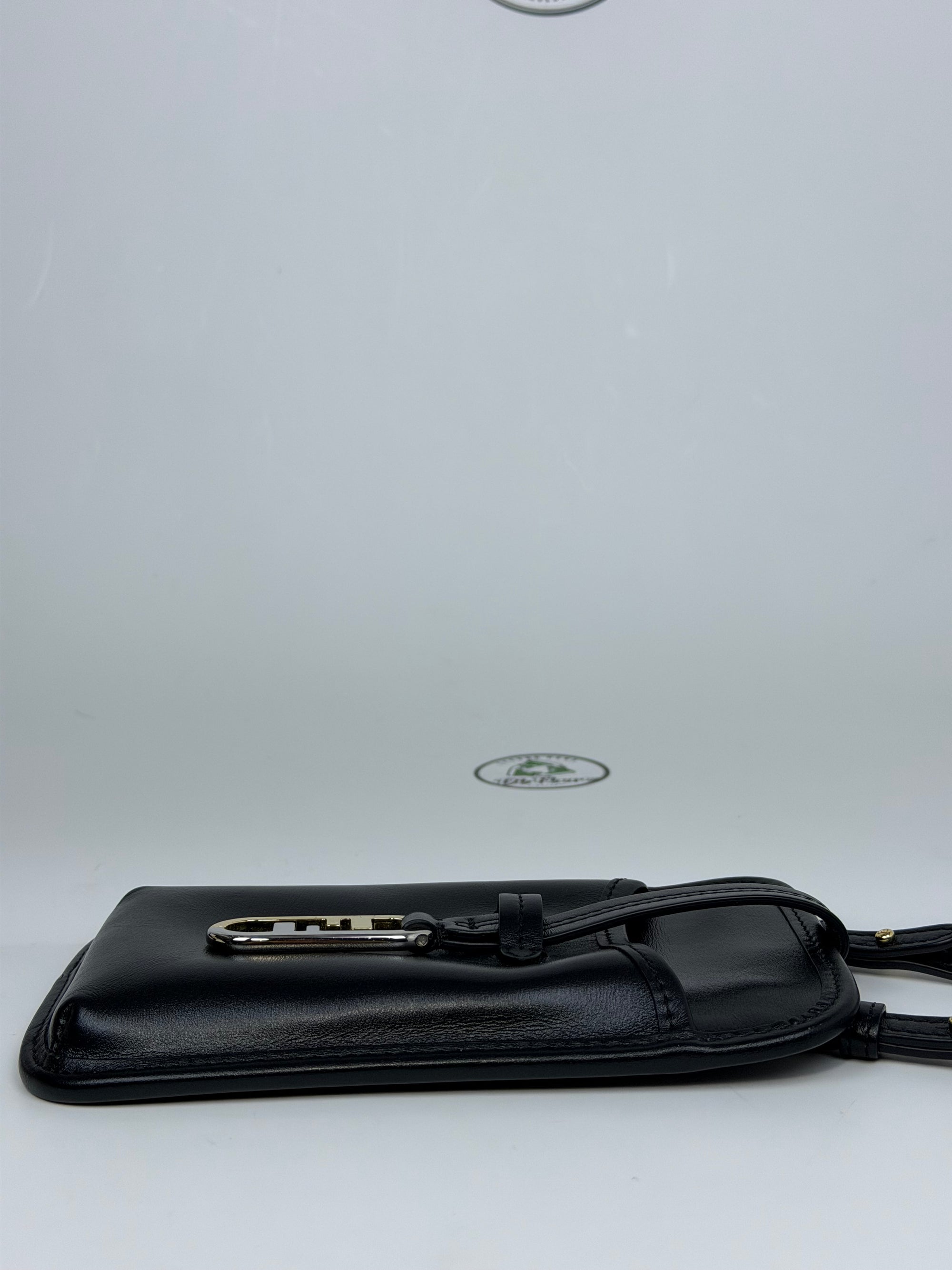 Porta telefono Fendi con porta tessere e porta monete incorporato nero