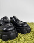 Mocassino Prada in pelle nera 9=43