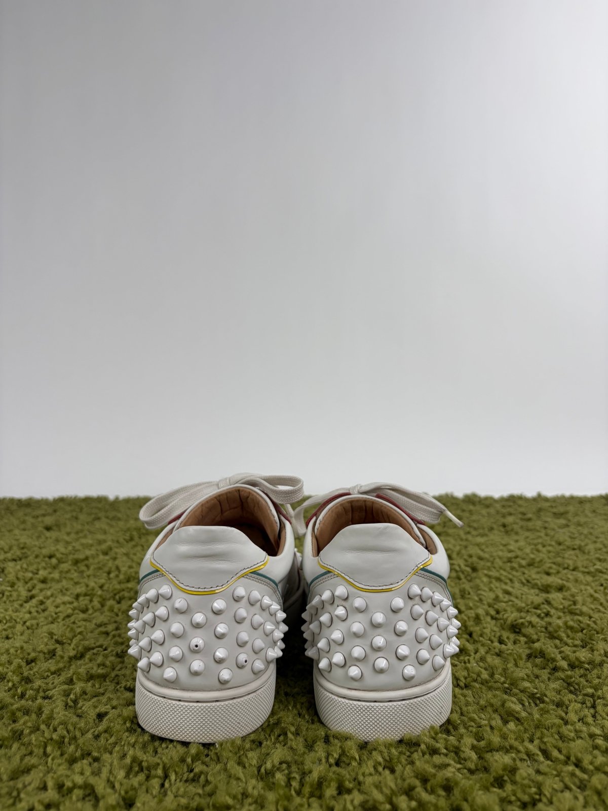 Louboutin basse Size 38 bianche - Second Hand Di Fiore