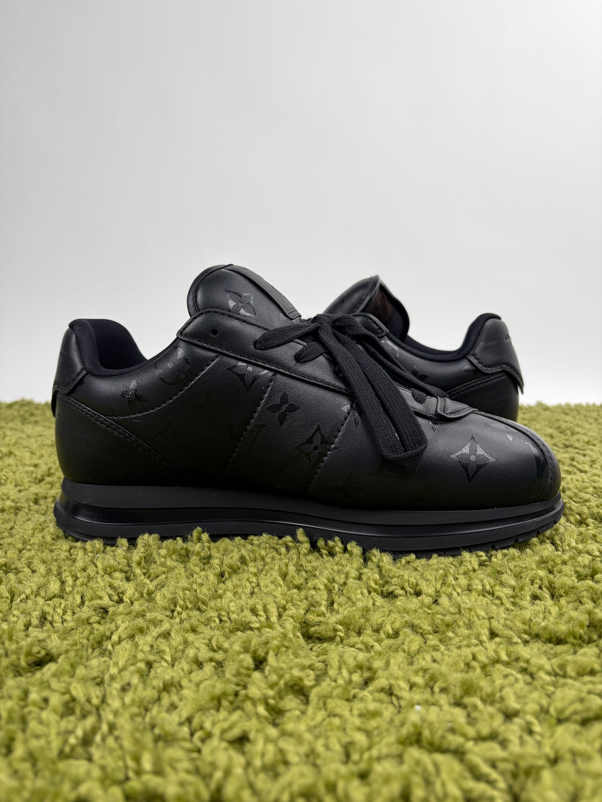 Louis Vuitton Buttersoft Nera 8