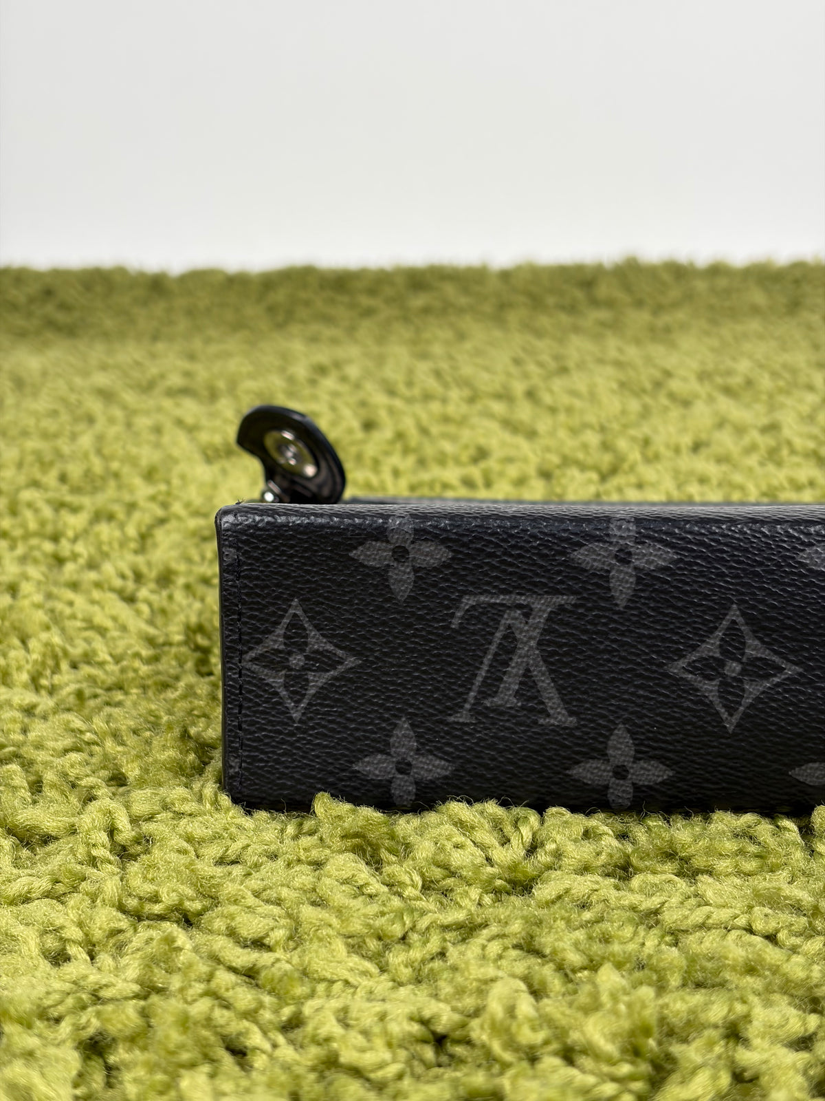 Pochette Louis Vuitton Voyage MM Nero
