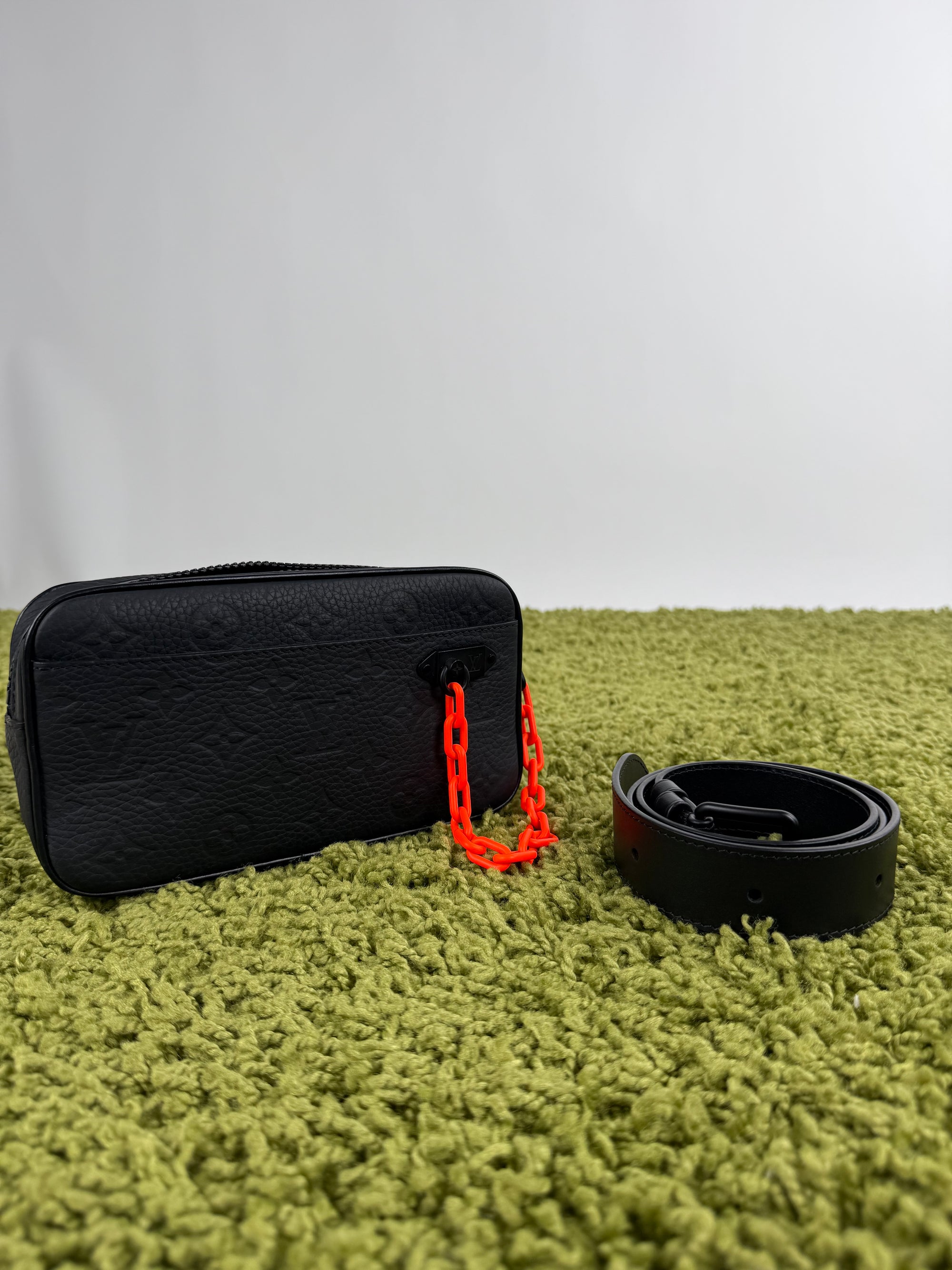 Pochette Volga Monogram Louis Vuitton Nera