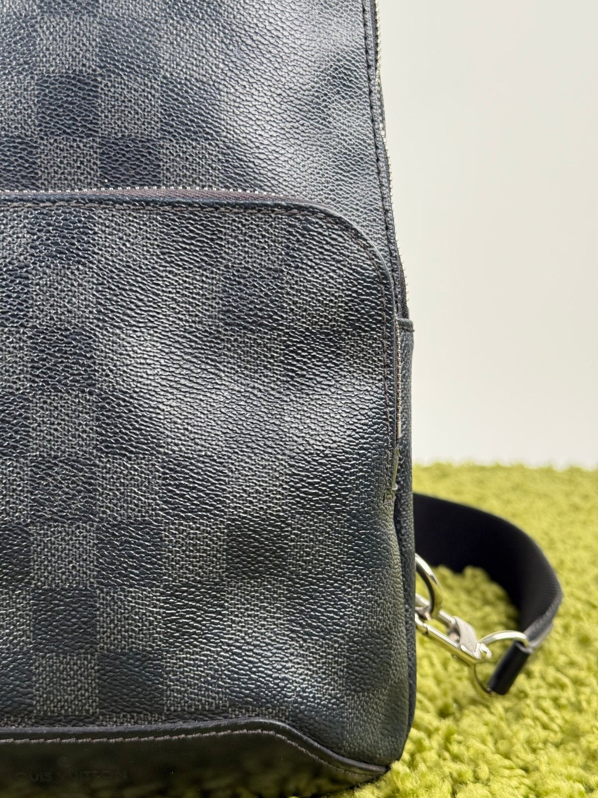 Monospalla Louis Vuitton Avenue Sling Nero - Second Hand Di Fiore