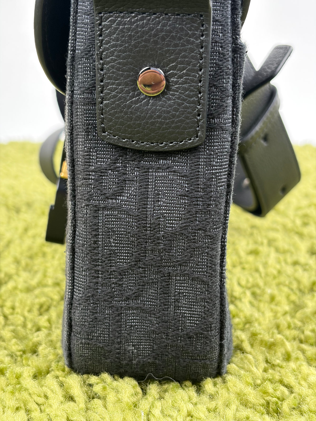 Borsa a tracolla Christian Dior Saddle con pattina Nero