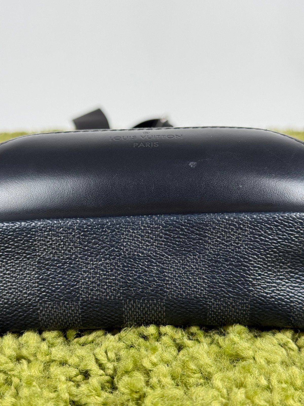 Monospalla Louis Vuitton Avenue Sling Nero - Second Hand Di Fiore