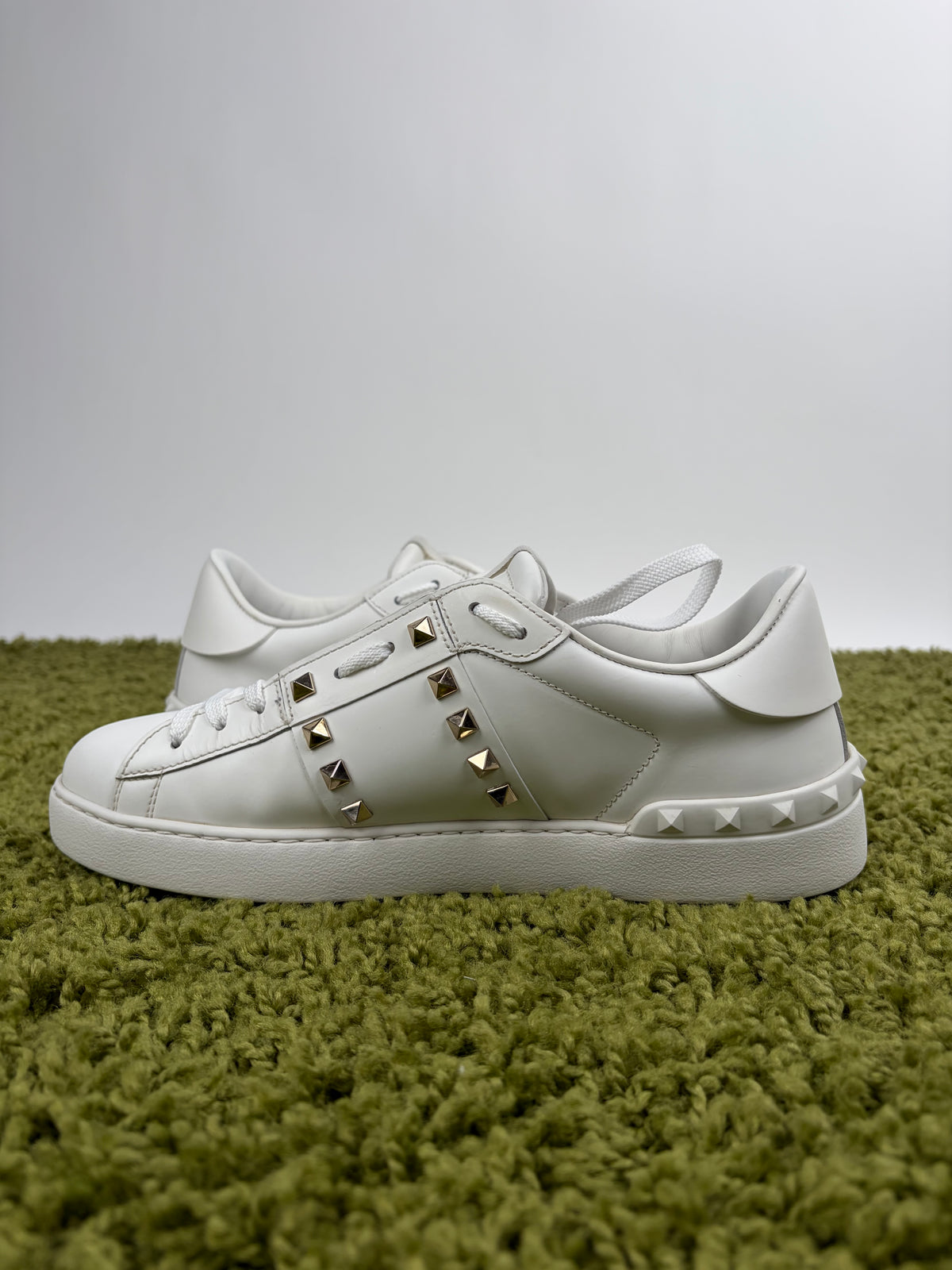 Valentino Garavani RockStud Bianca 41