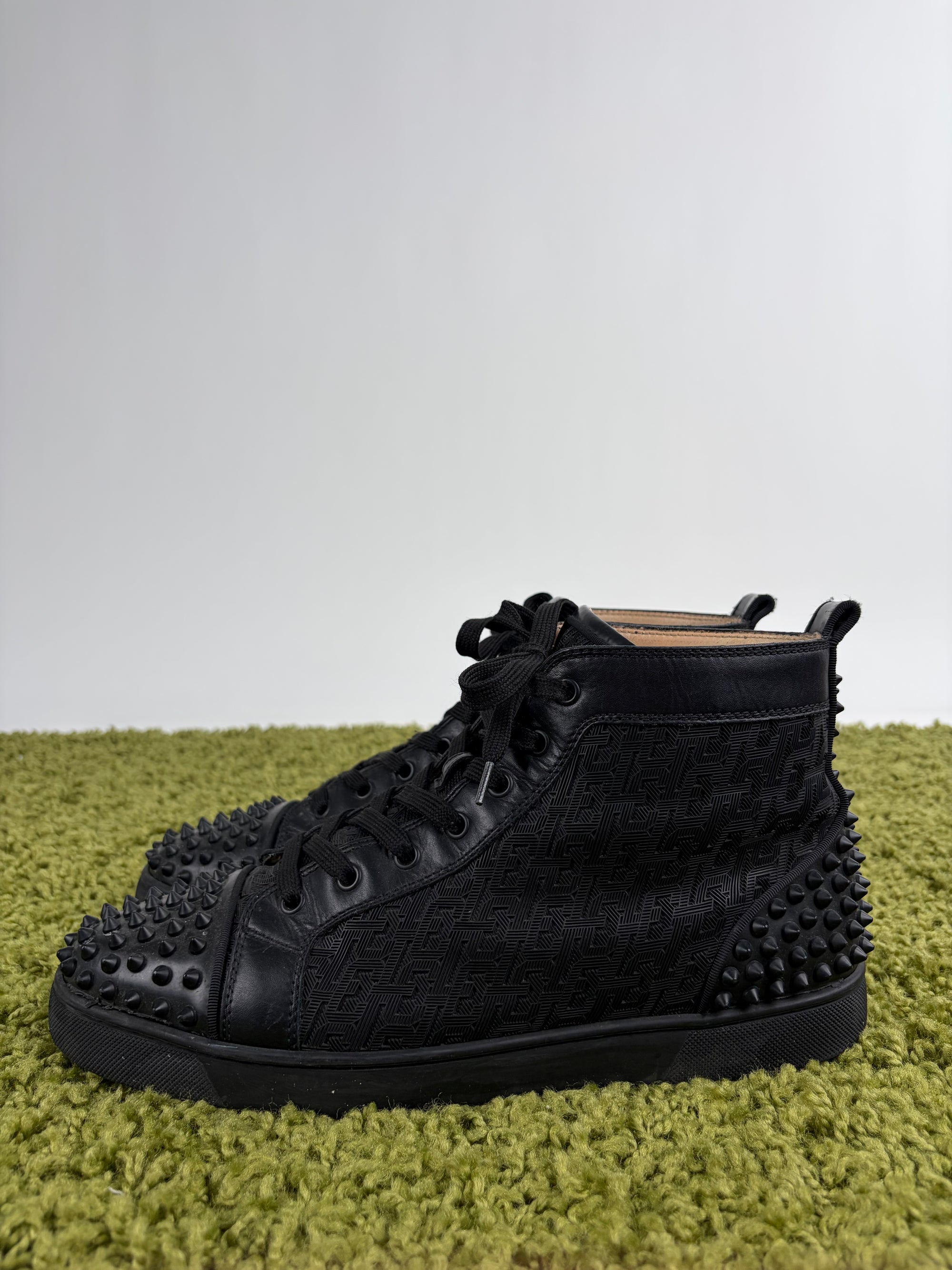 Louboutin alte Size 44 nere