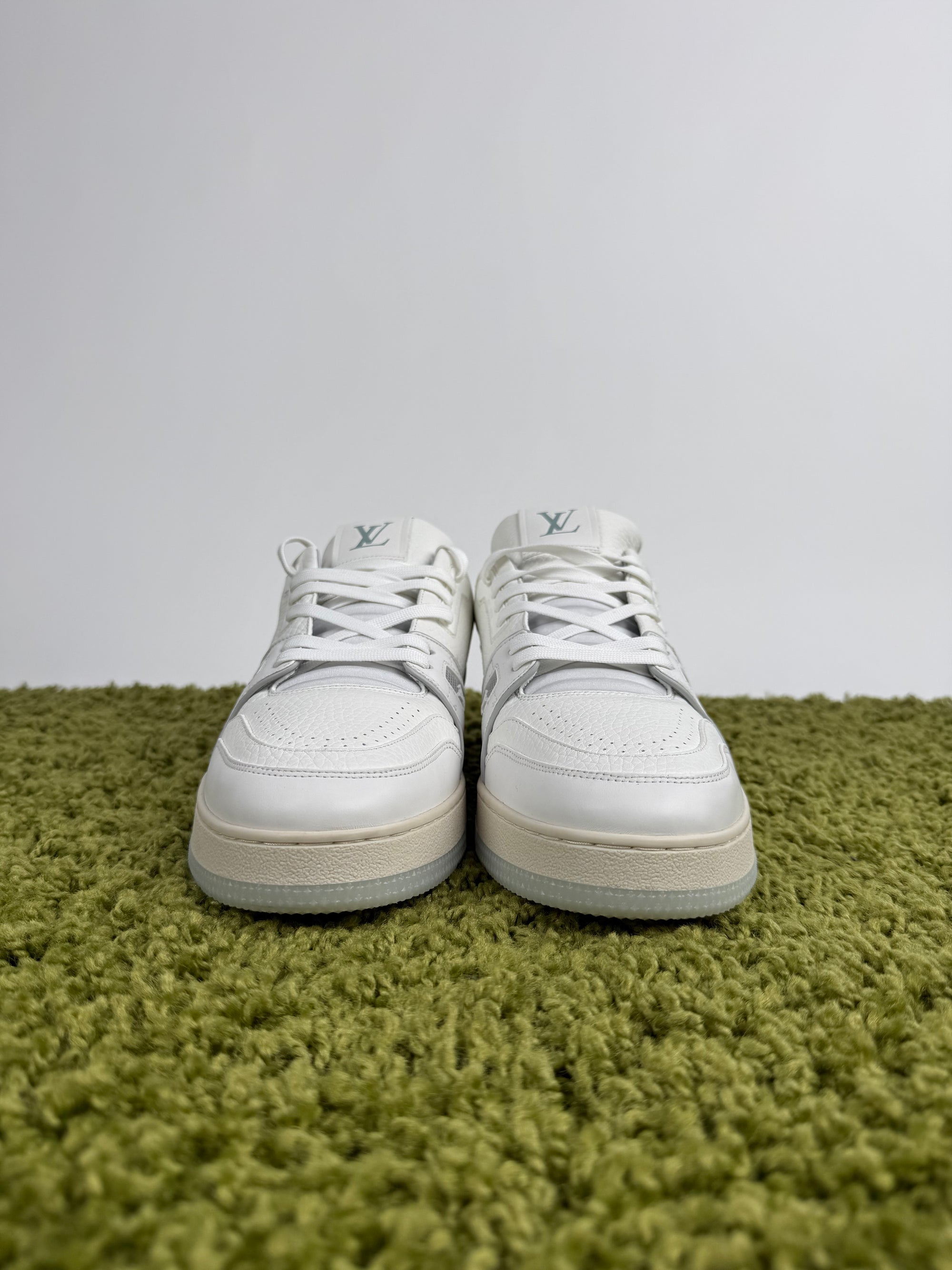 Louis Vuitton Trainer Bianca 11