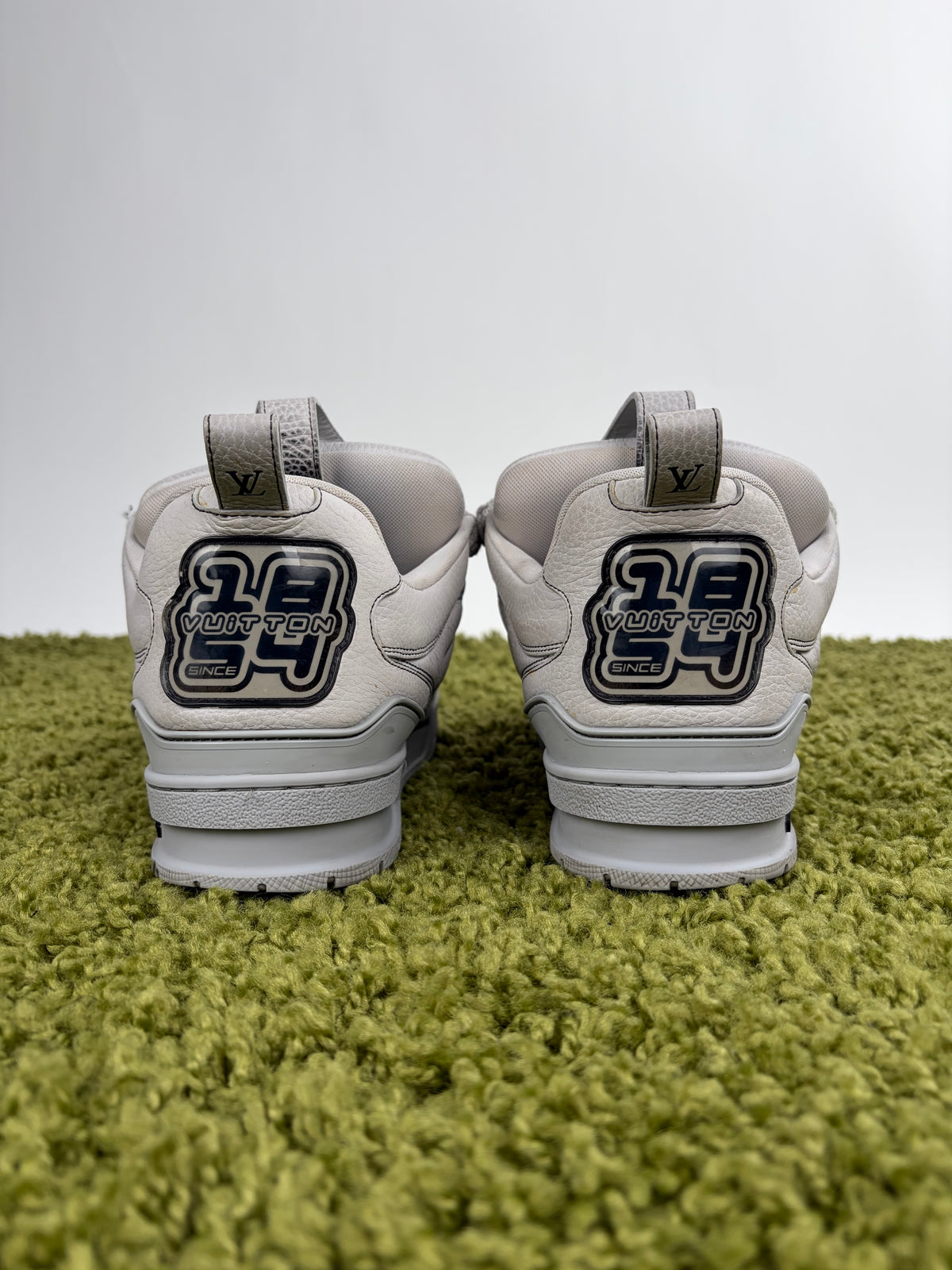 Louis Vuitton Skate Grigio 8