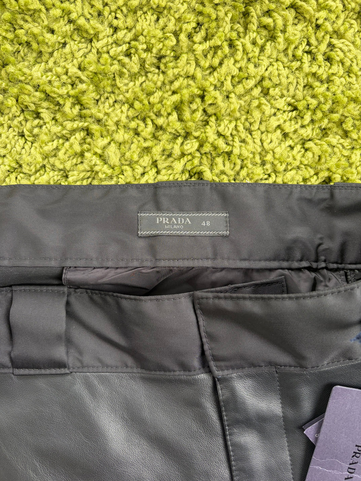 Pantaloncino Prada con pannello frontale in pelle Nero 48