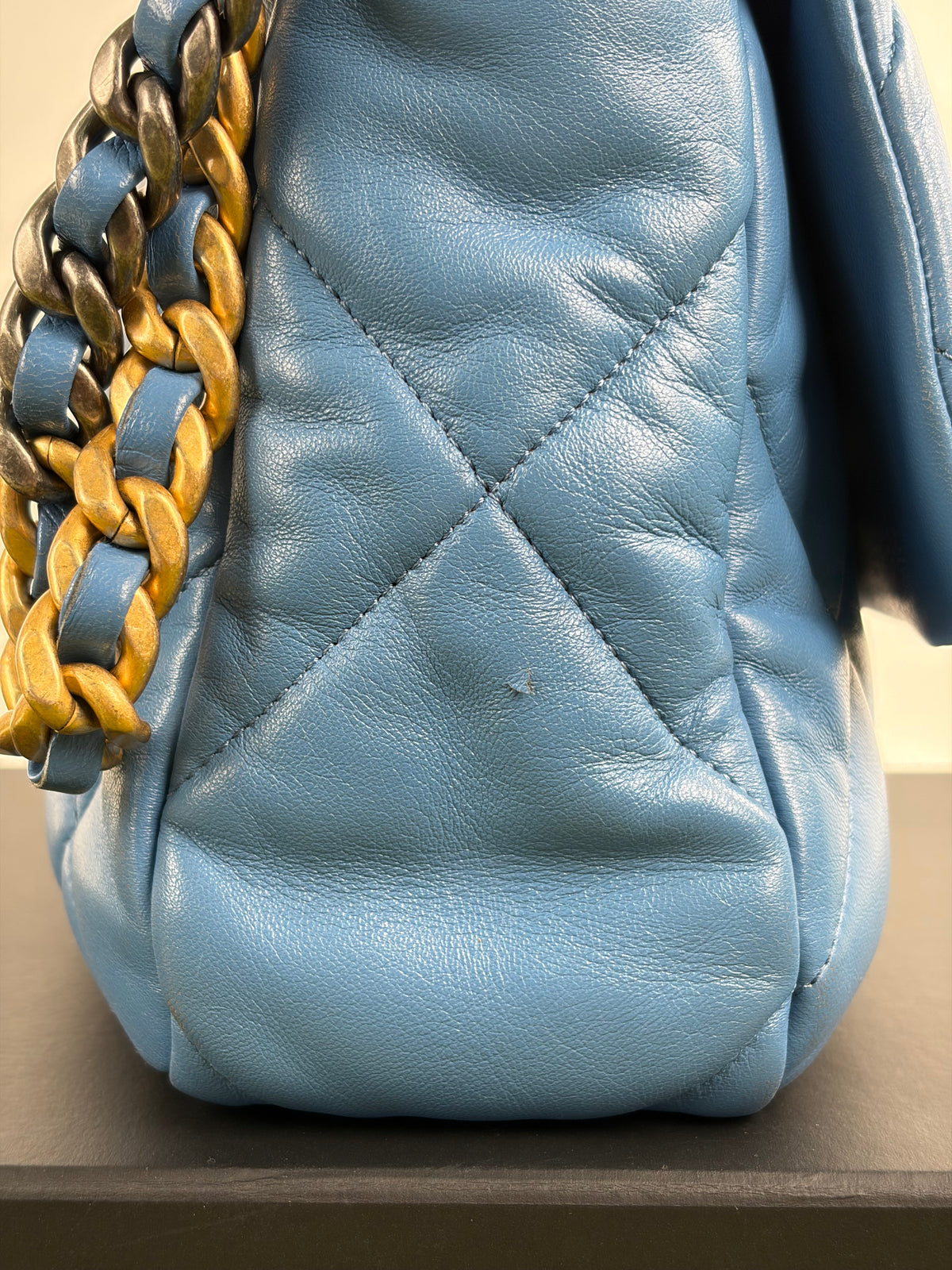 Borsa Chanel 19 Trapuntata in Pelle Azzurra