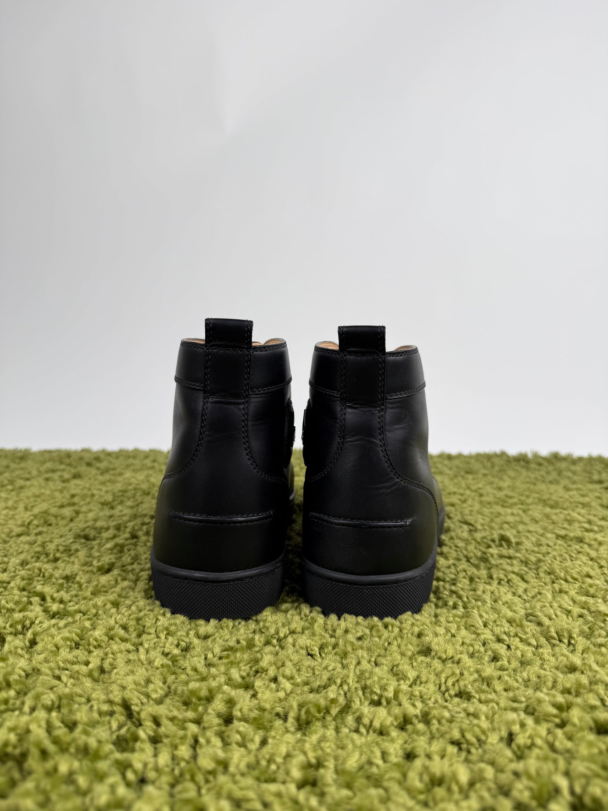 Christian Louboutin Pelle nera spike sneaker 43