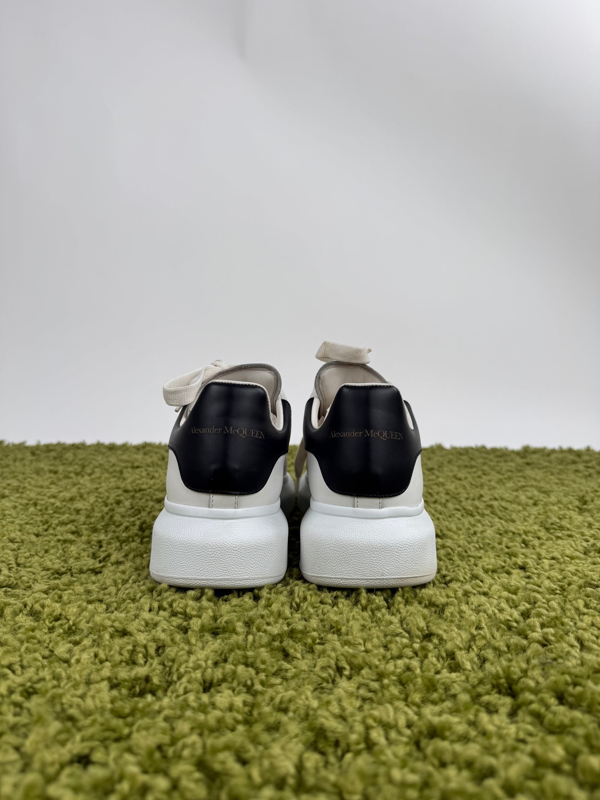 Alexander McQueen Sneaker 40.5