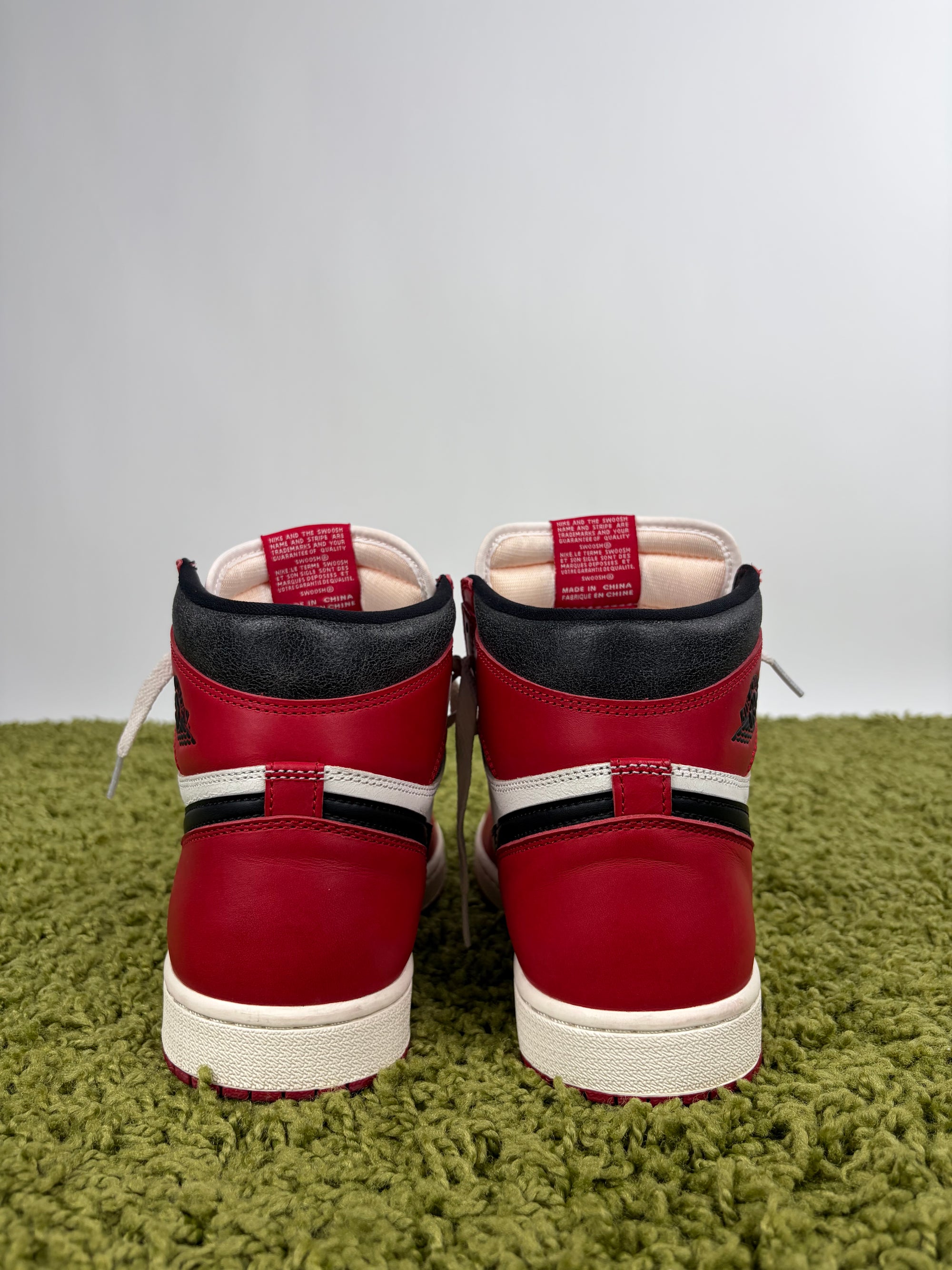 Air Jordan 1 retro High OG chicago Size 44 rosse bianche e nere