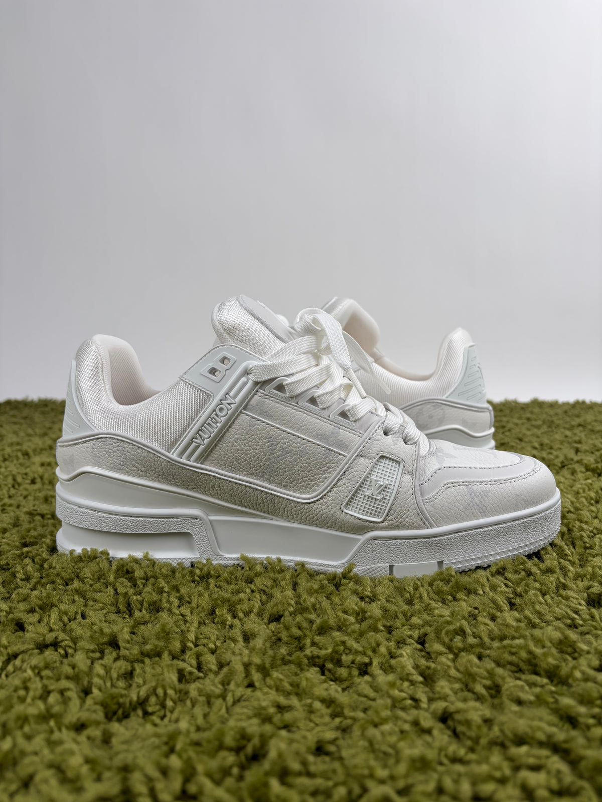 Louis Vuitton Trainer in pelle Bianca 6.5
