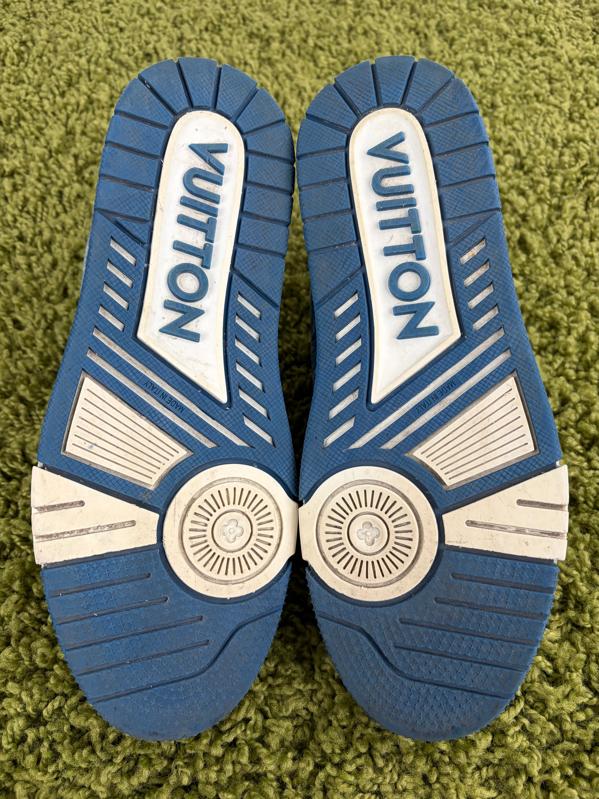 Louis Vuitton Trainer In Denim Blu 7.5
