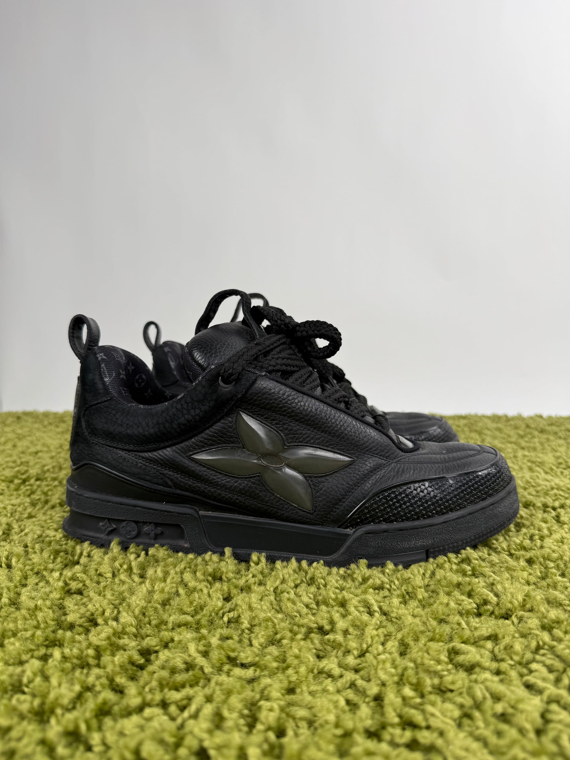Louis Vuitton Skate Nera 9.5