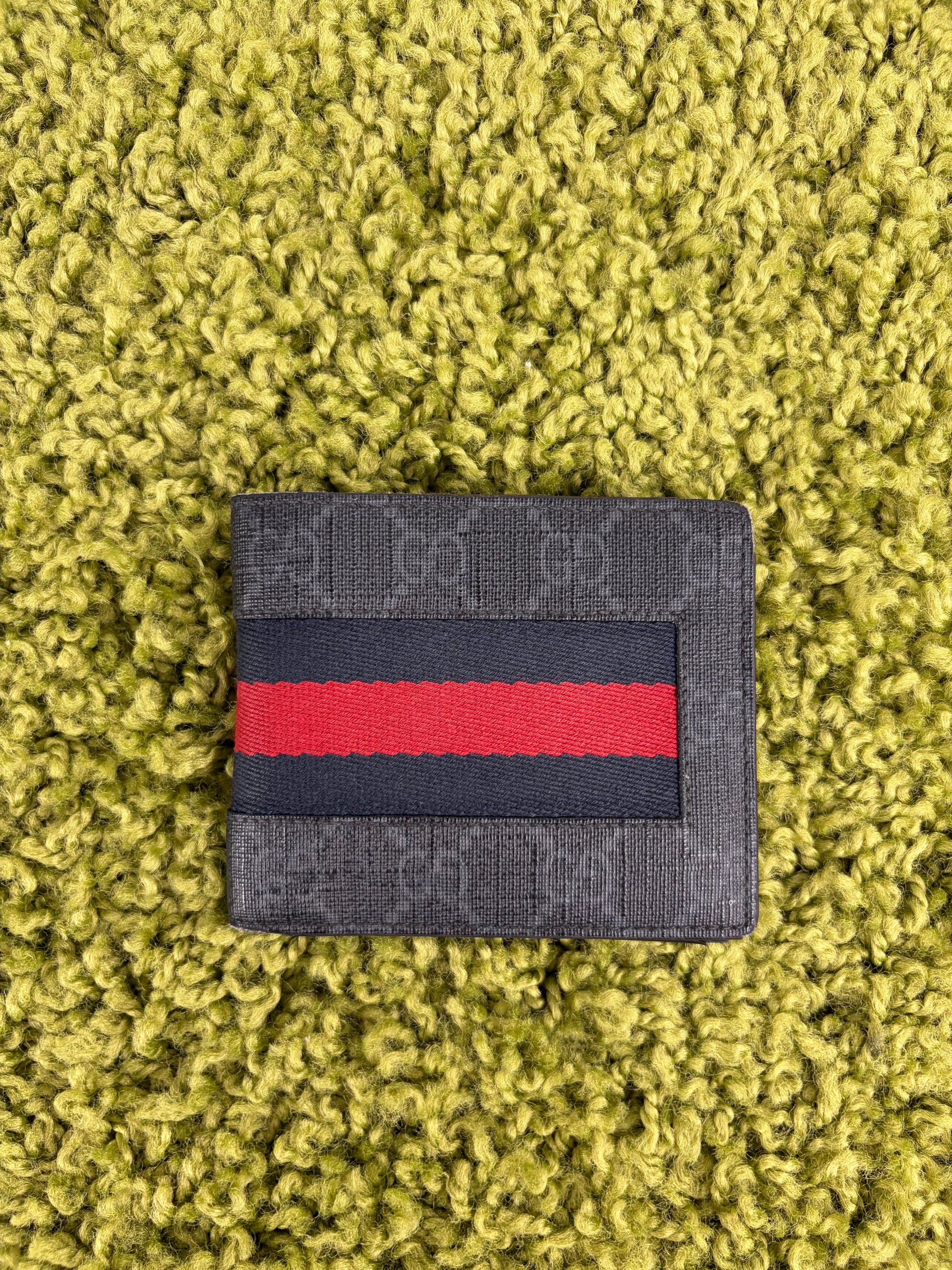 Portafoglio Gucci nero blu e rosso