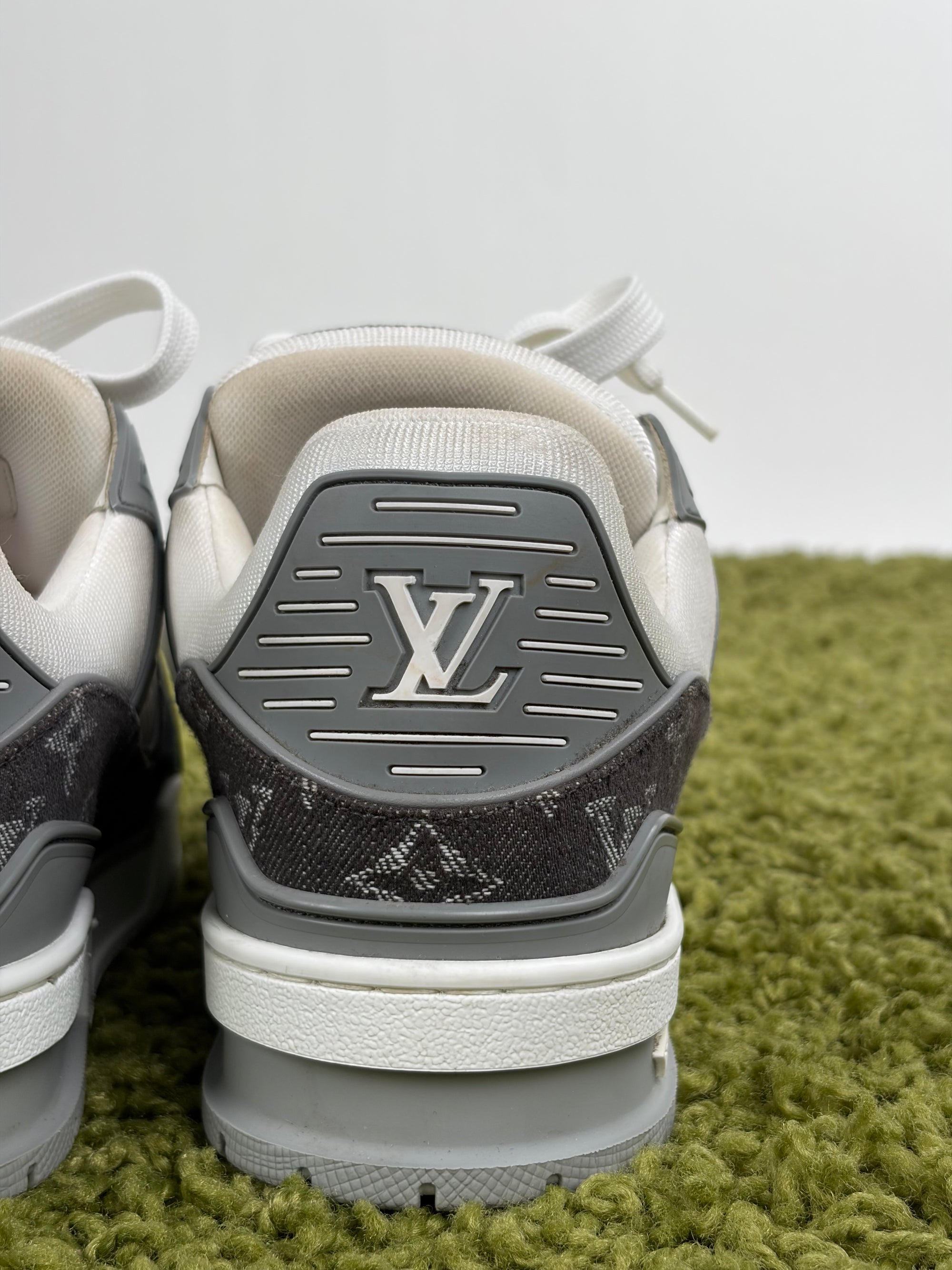 Louis Vuitton trainer Size 5.5=39.5 calza 40.5 bianche e grigie