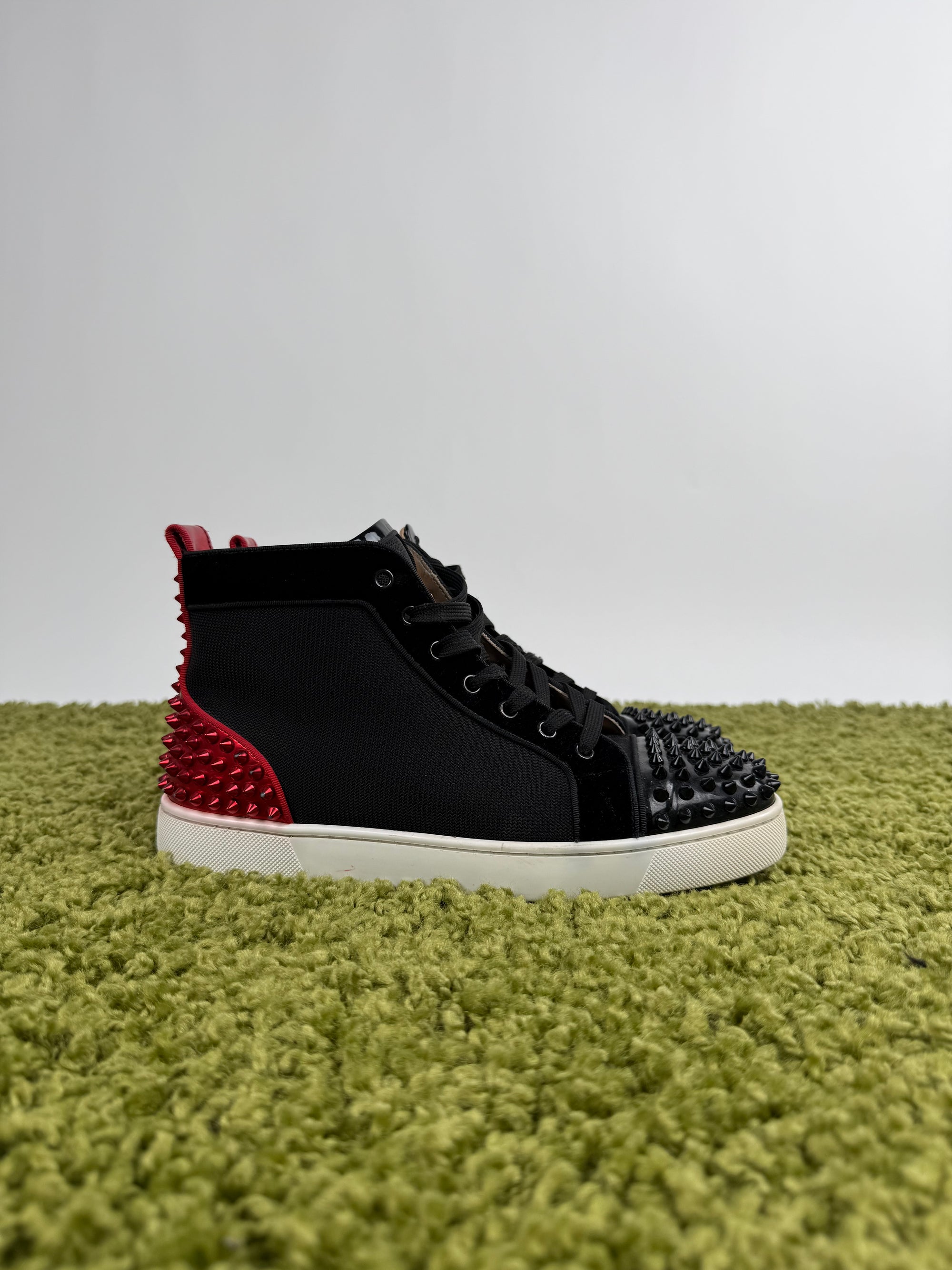 Christian Louboutin Spikes 42