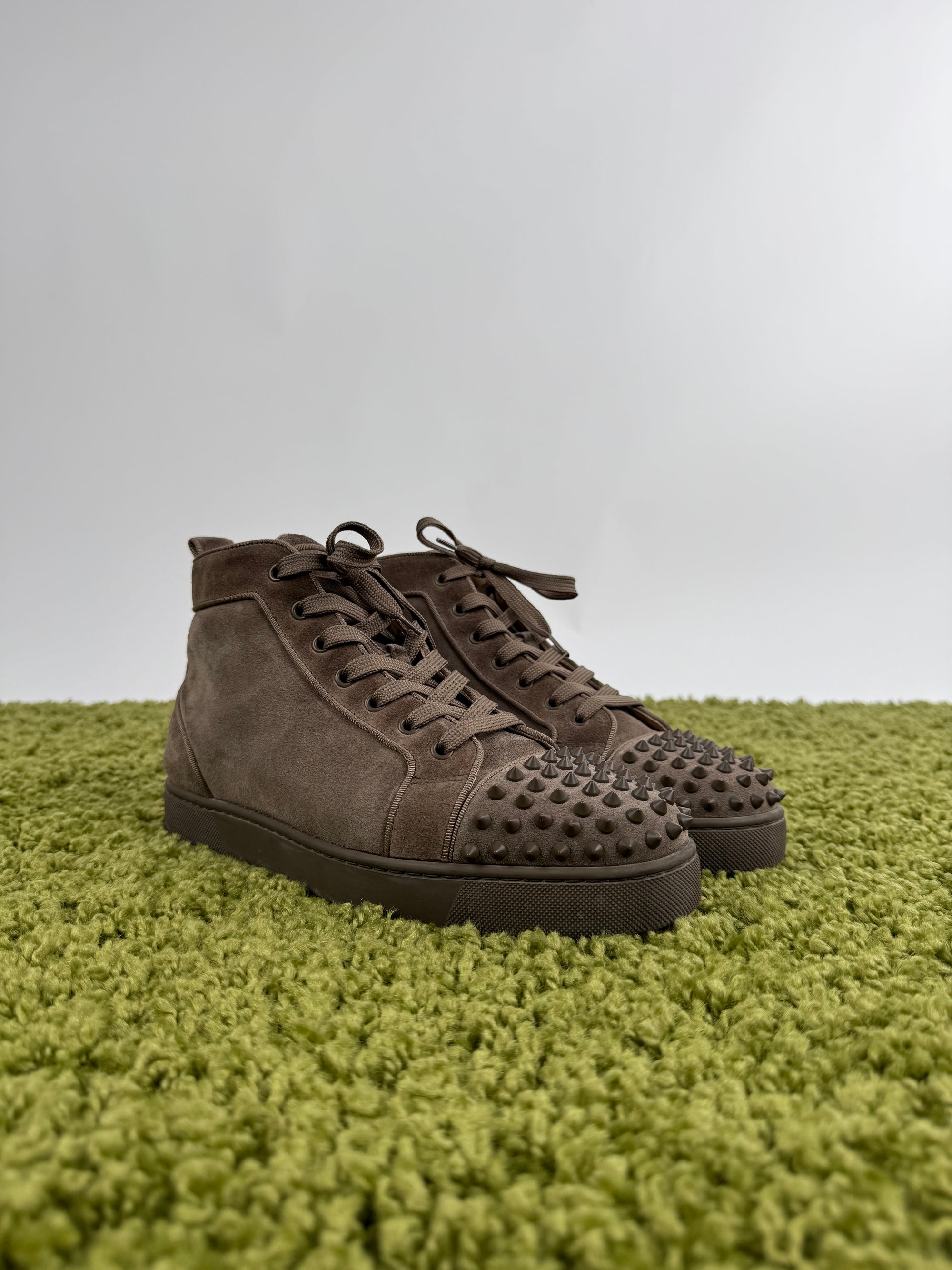 Christian Louboutin Spikes 43