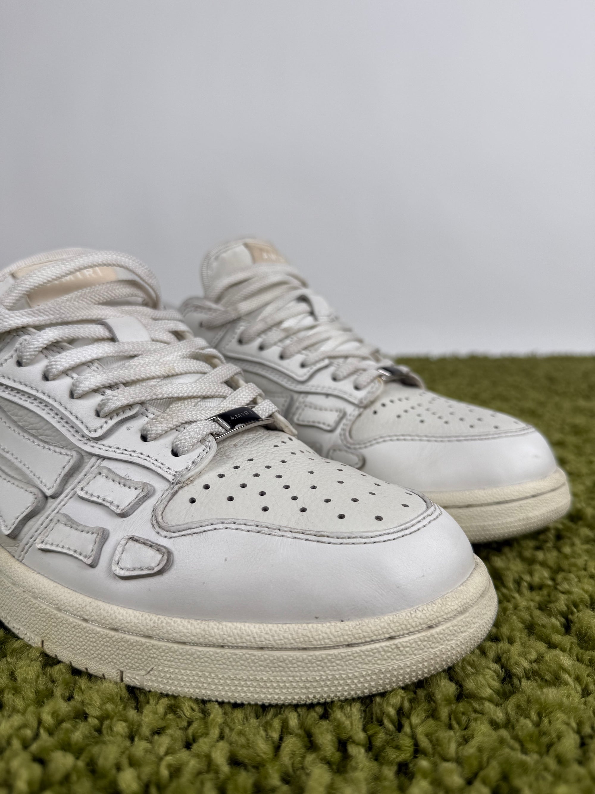Amiri Skeleton 42