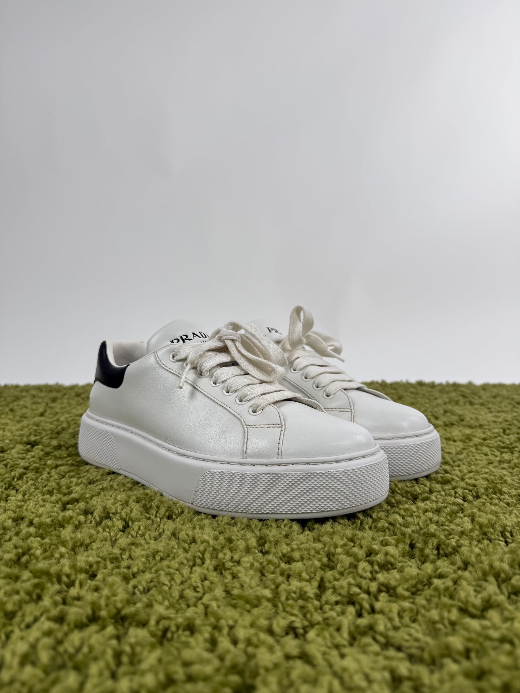 Prada Macro Sneaker 40