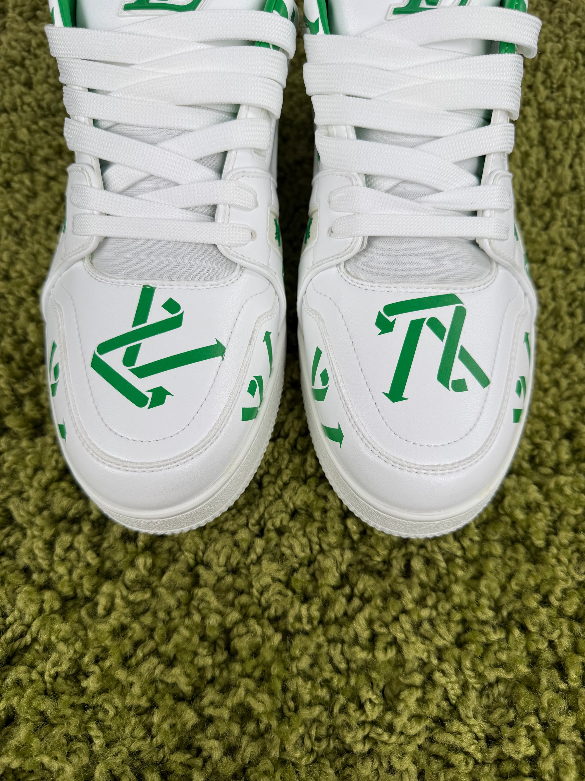 Louis Vuitton Trainer Bianca Verde 9