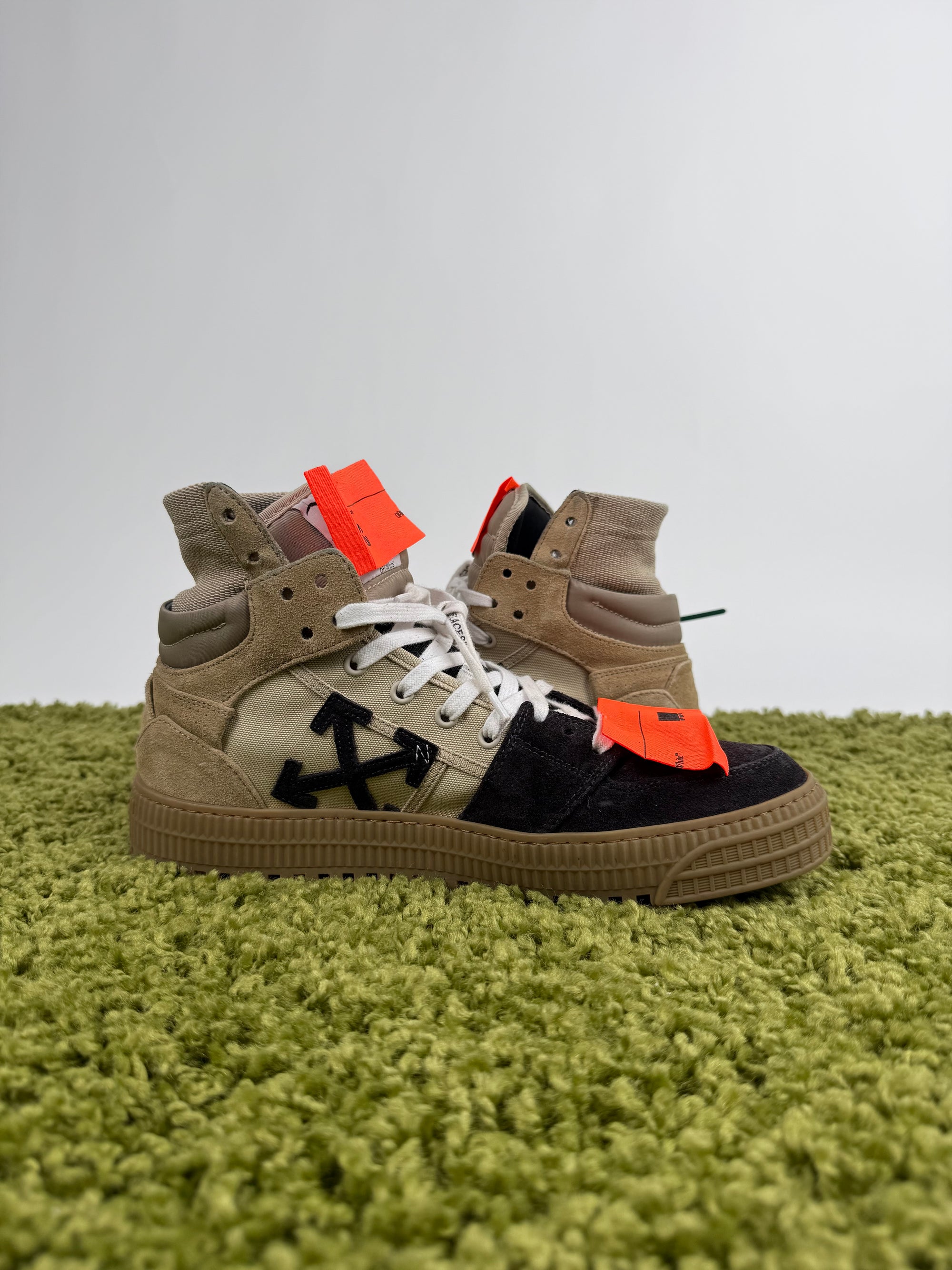 Off White High Sneaker 42