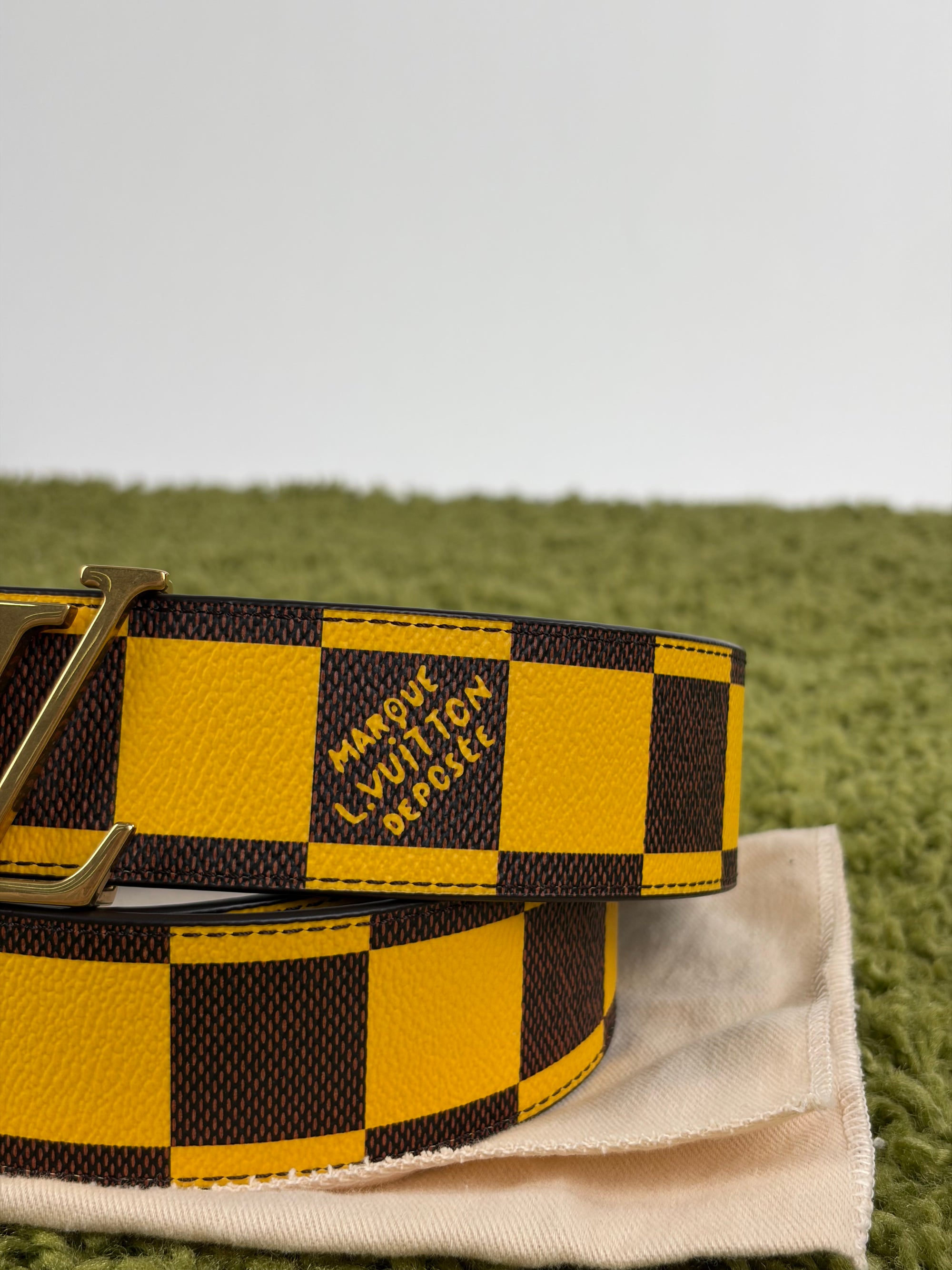 Cintura Louis Vuitton initiales Size 90 gialla e marrone