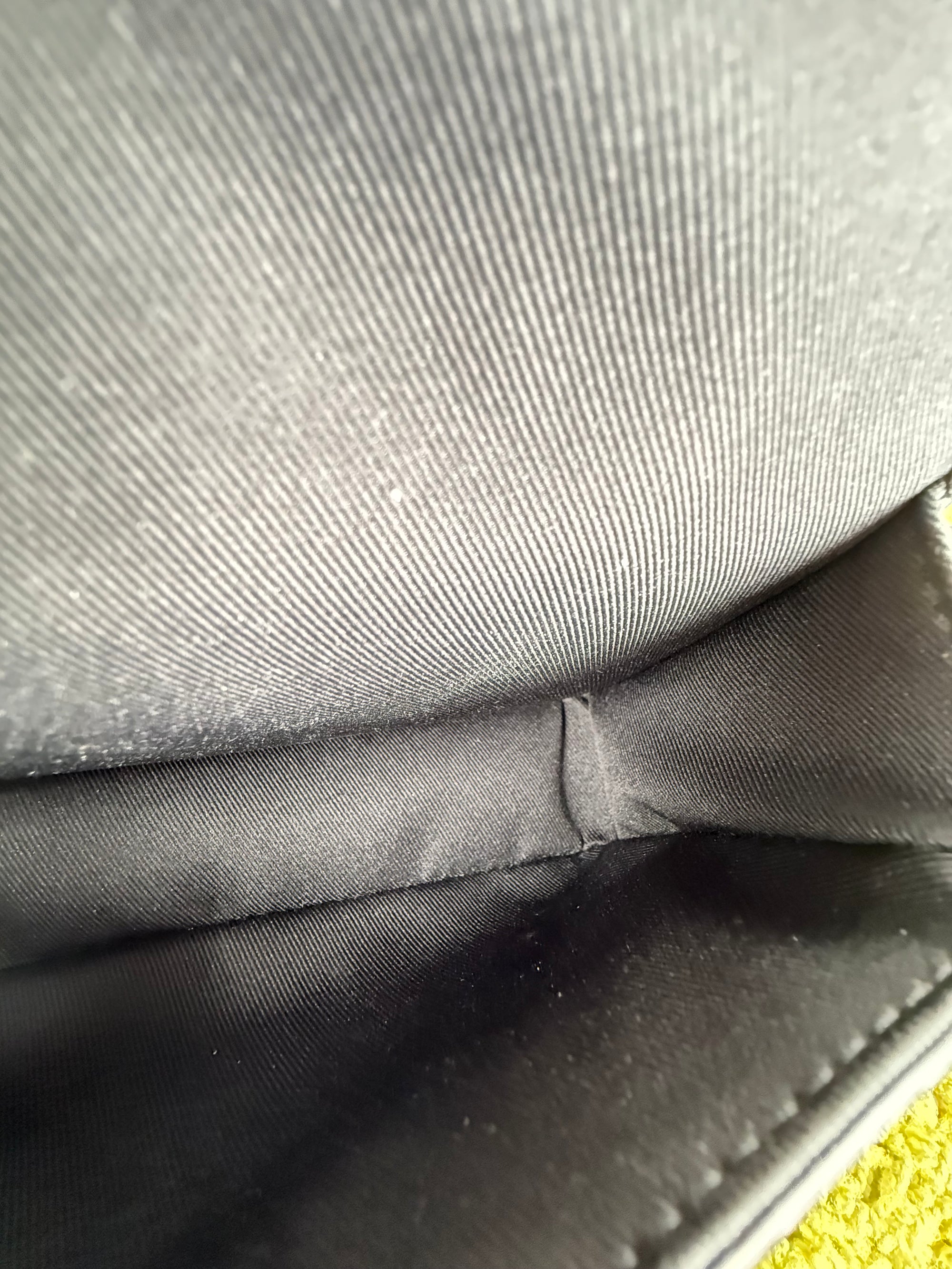 Portafoglio Indossabile Louis Vuitton Nero