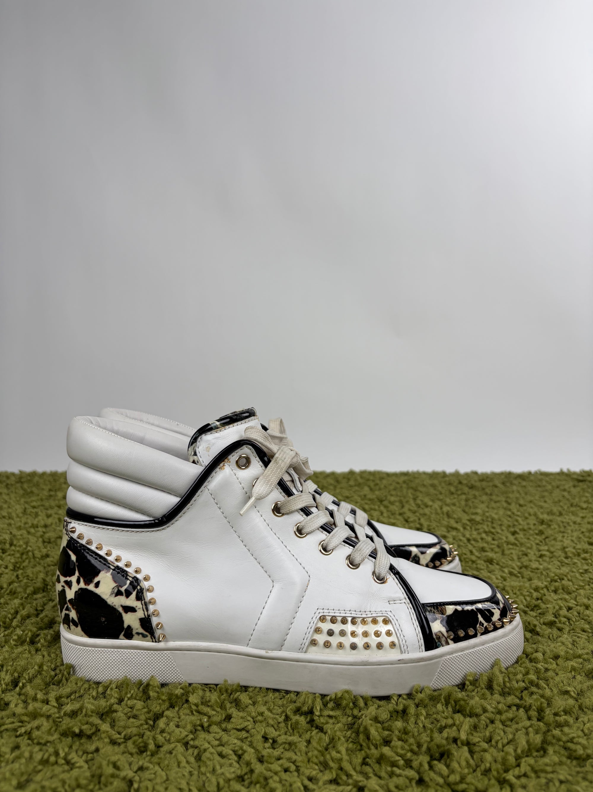 Louboutin Size 43 bianche e oro